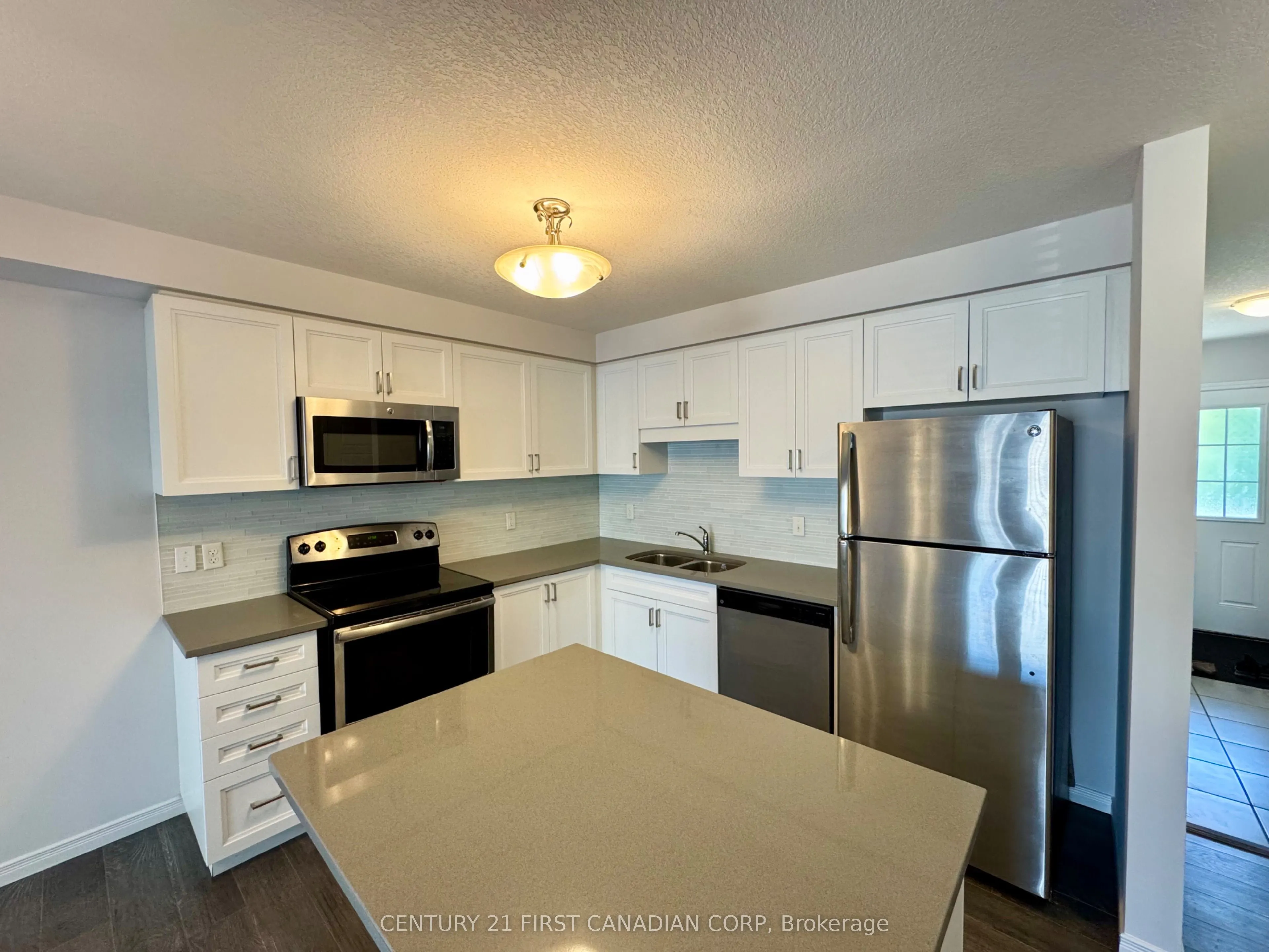 3186 Singleton Avenue, #46