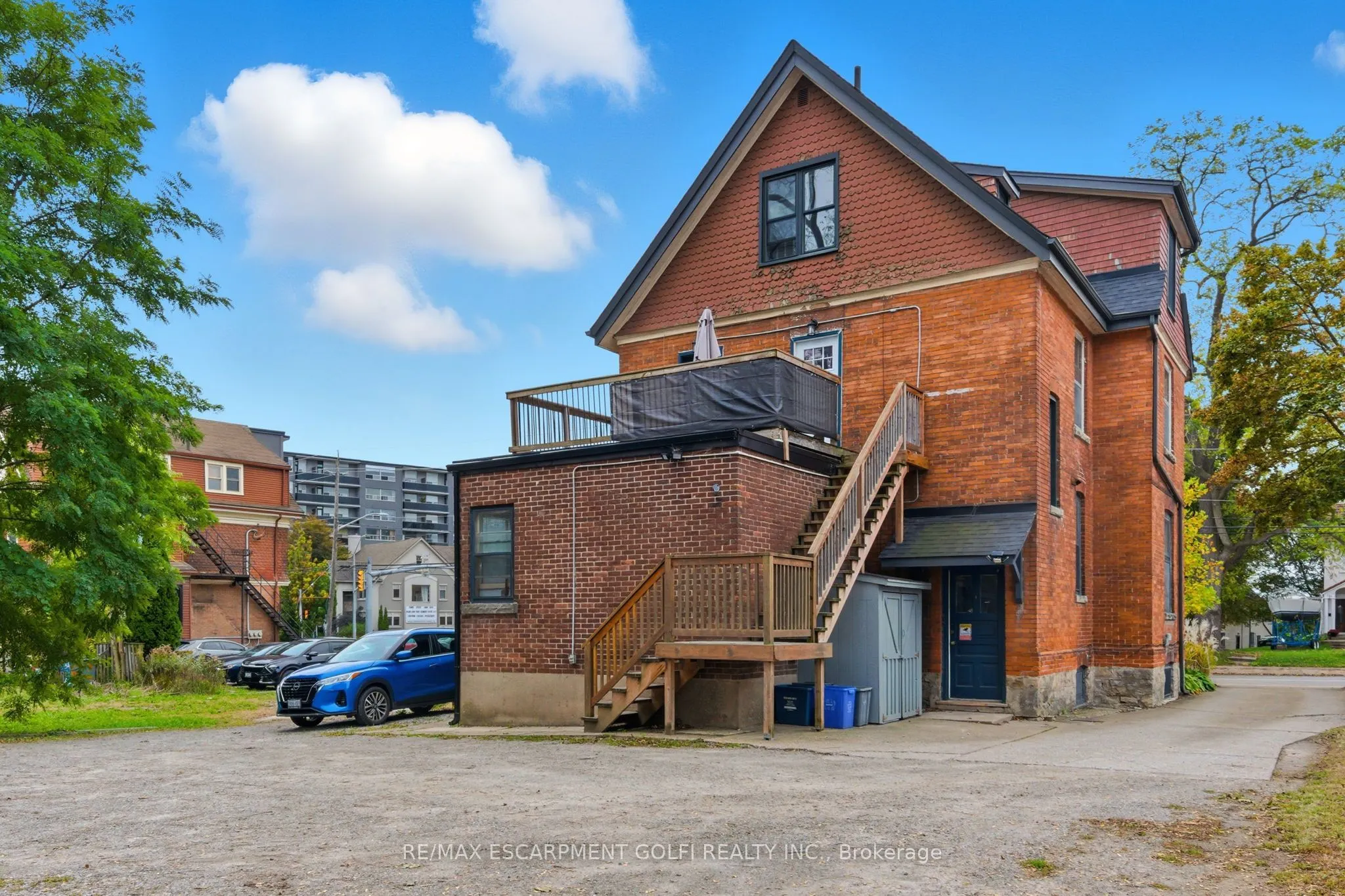 180 Ontario Street