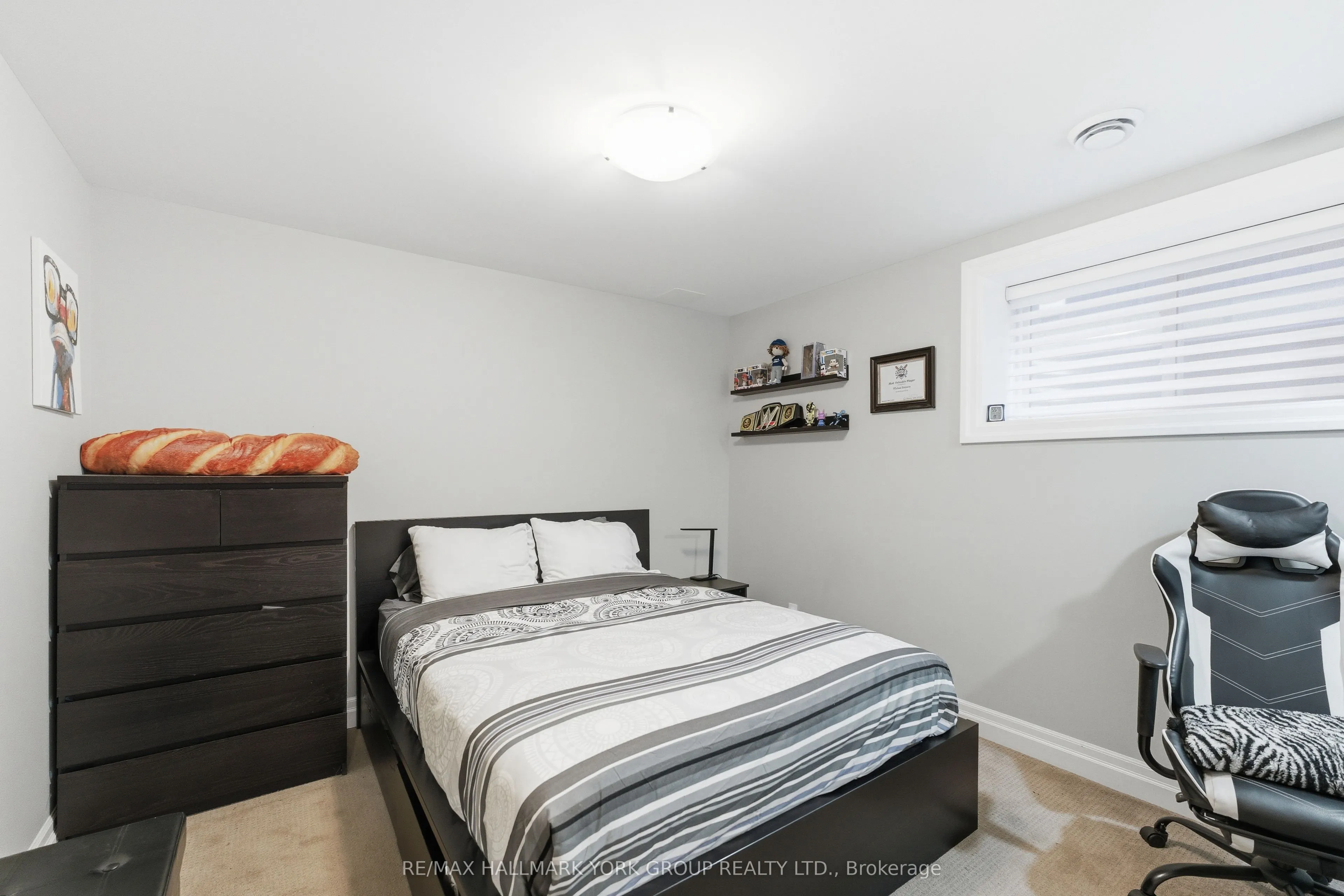 4 SYLVAN Street