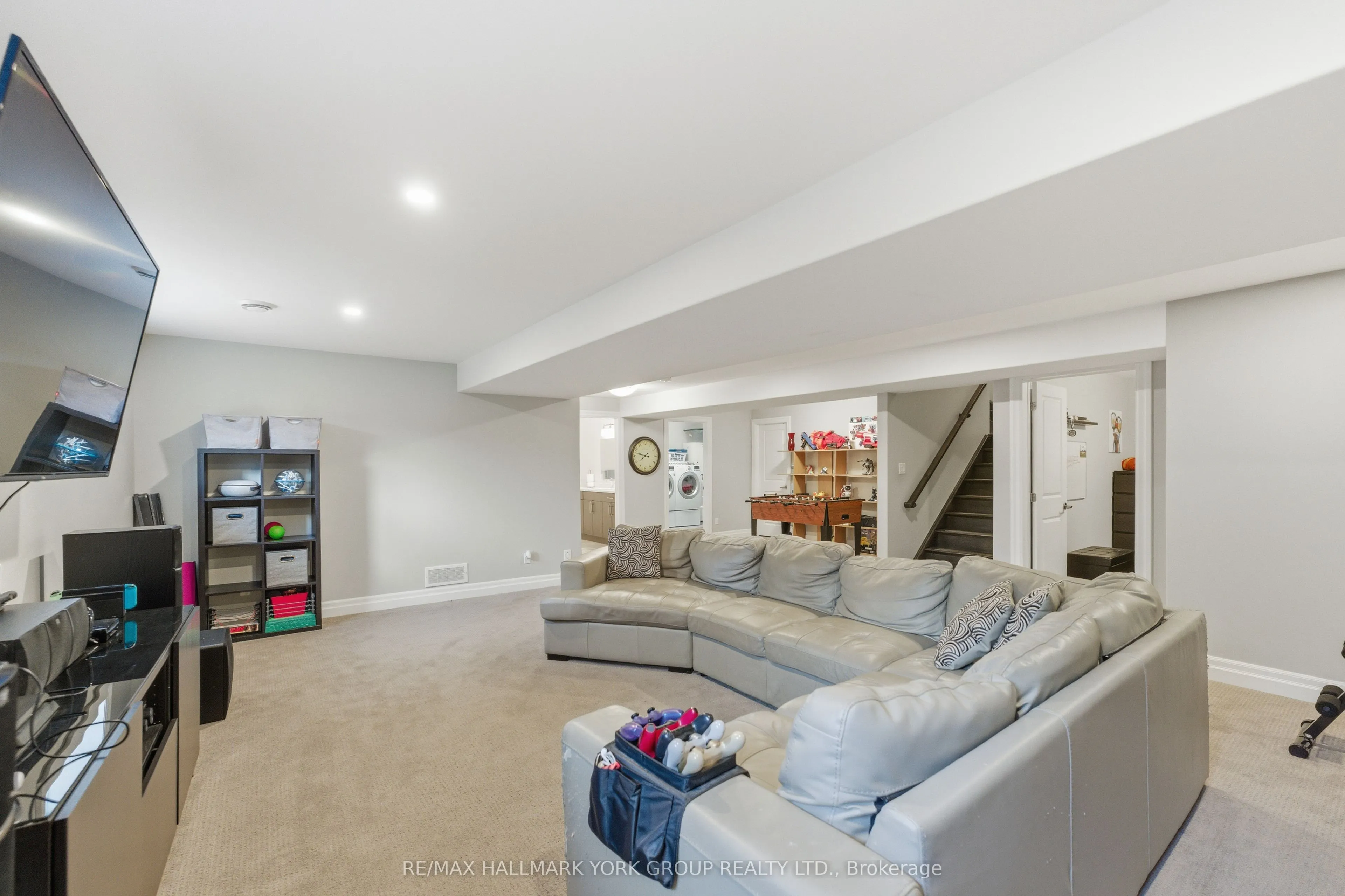 4 SYLVAN Street