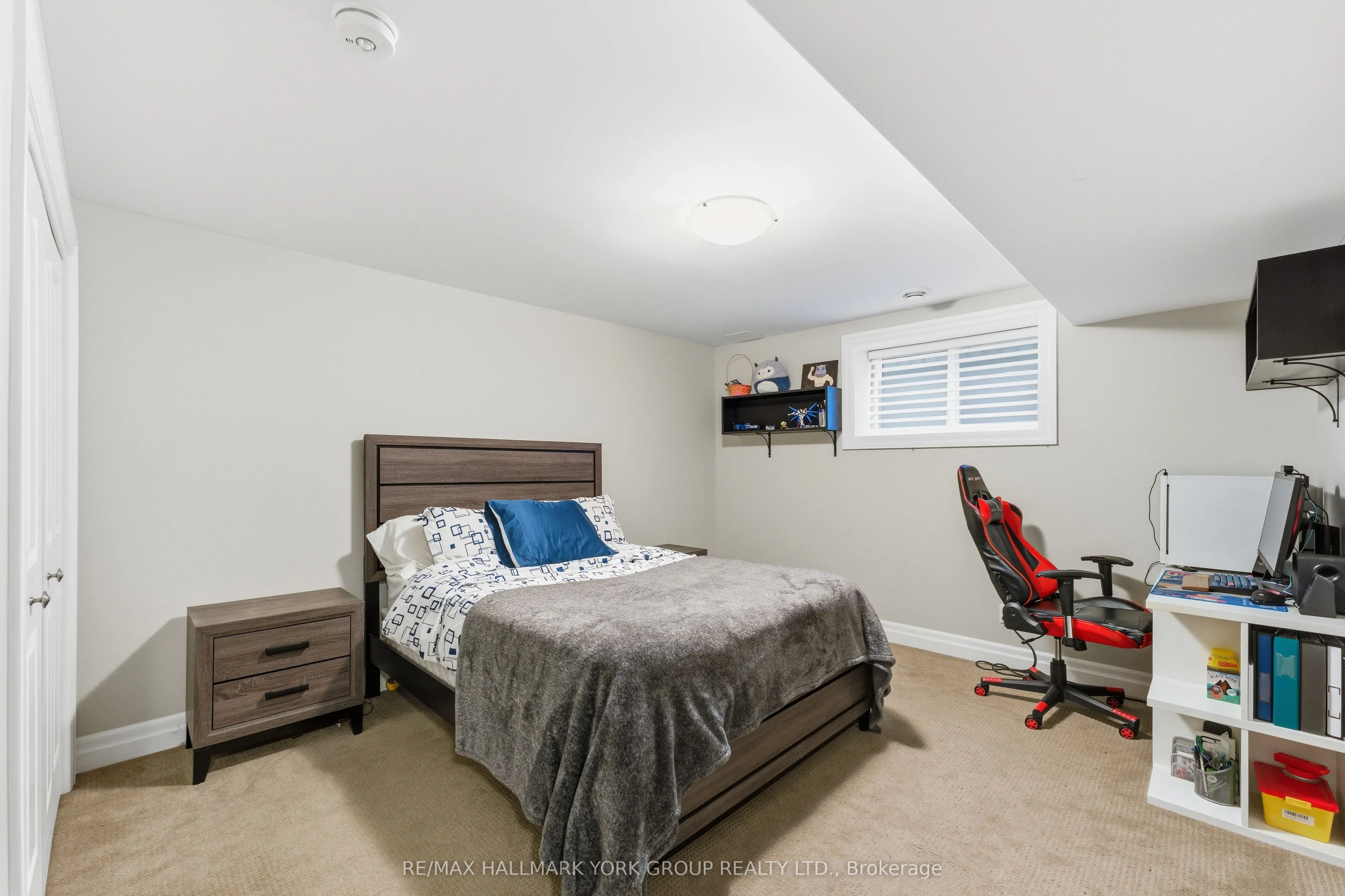 4 SYLVAN Street