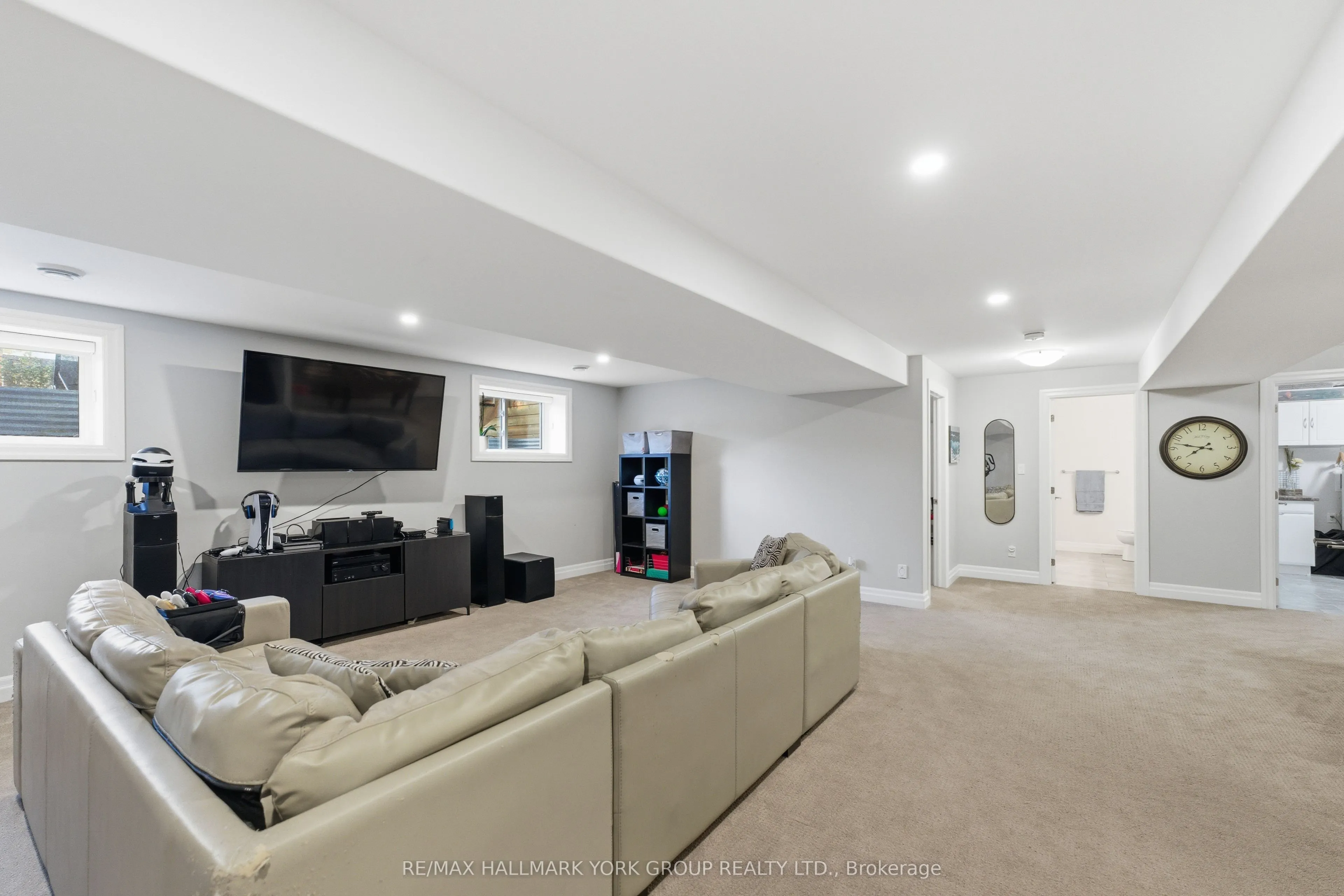 4 SYLVAN Street