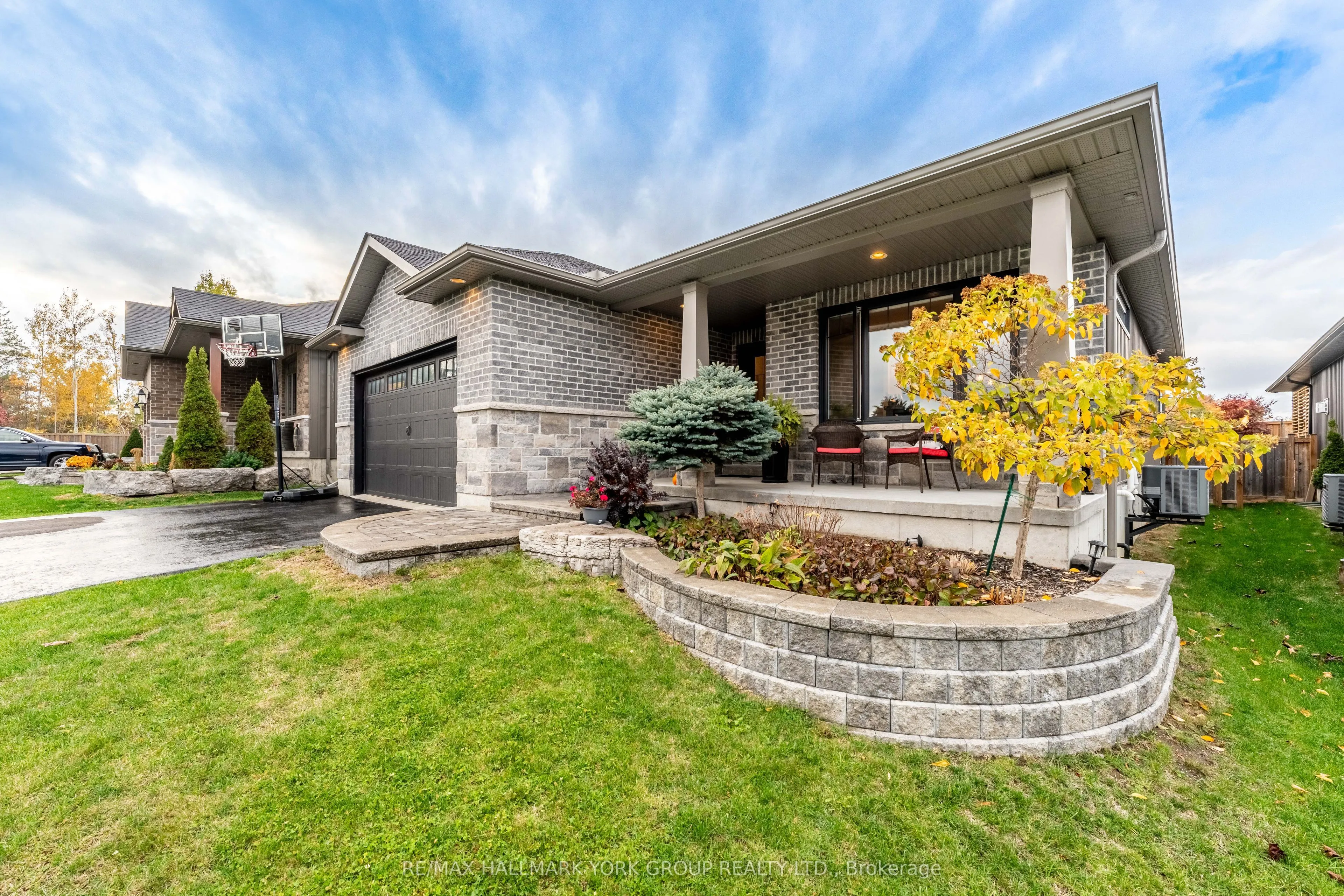4 SYLVAN Street