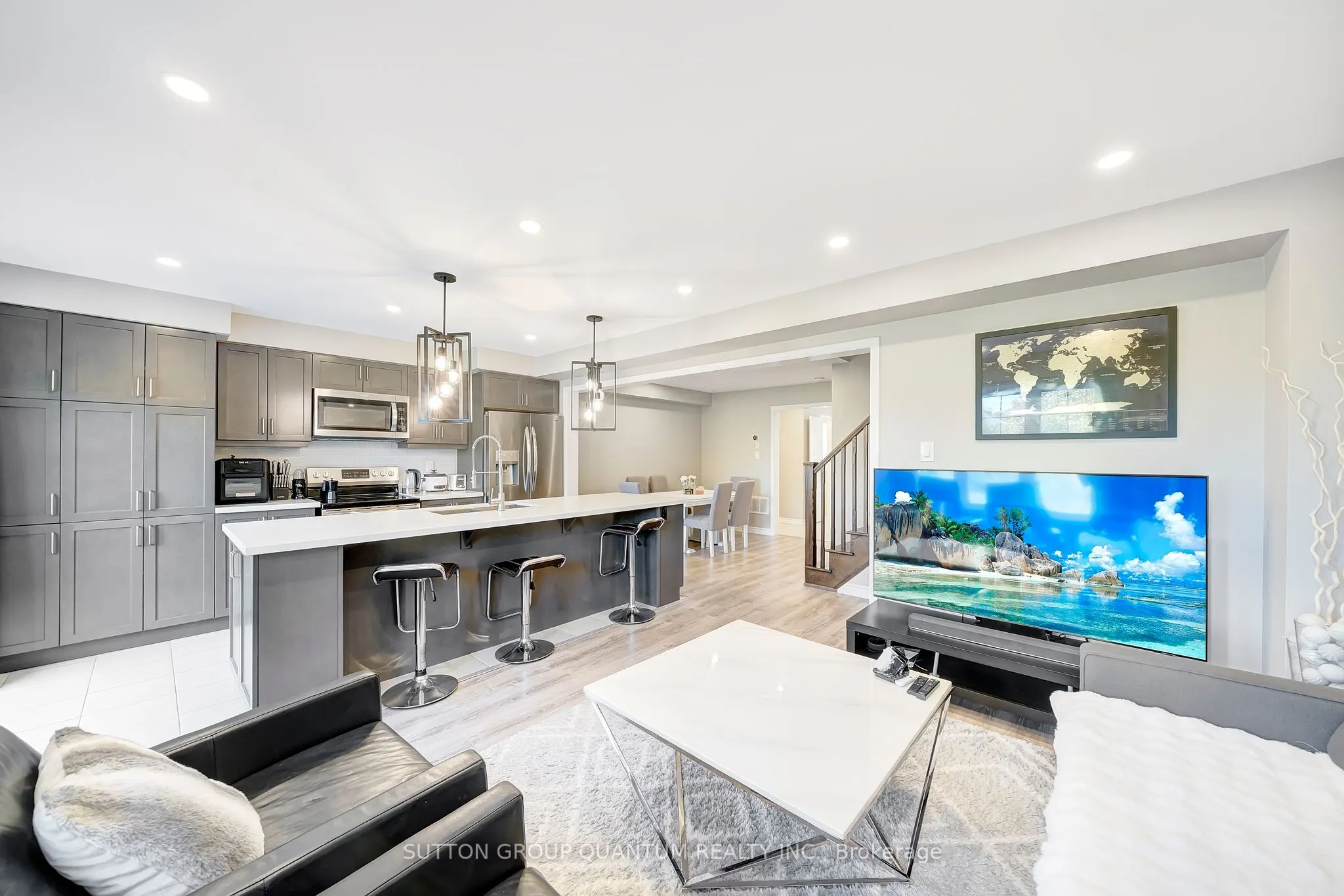 230 Avonsyde Boulevard, #38