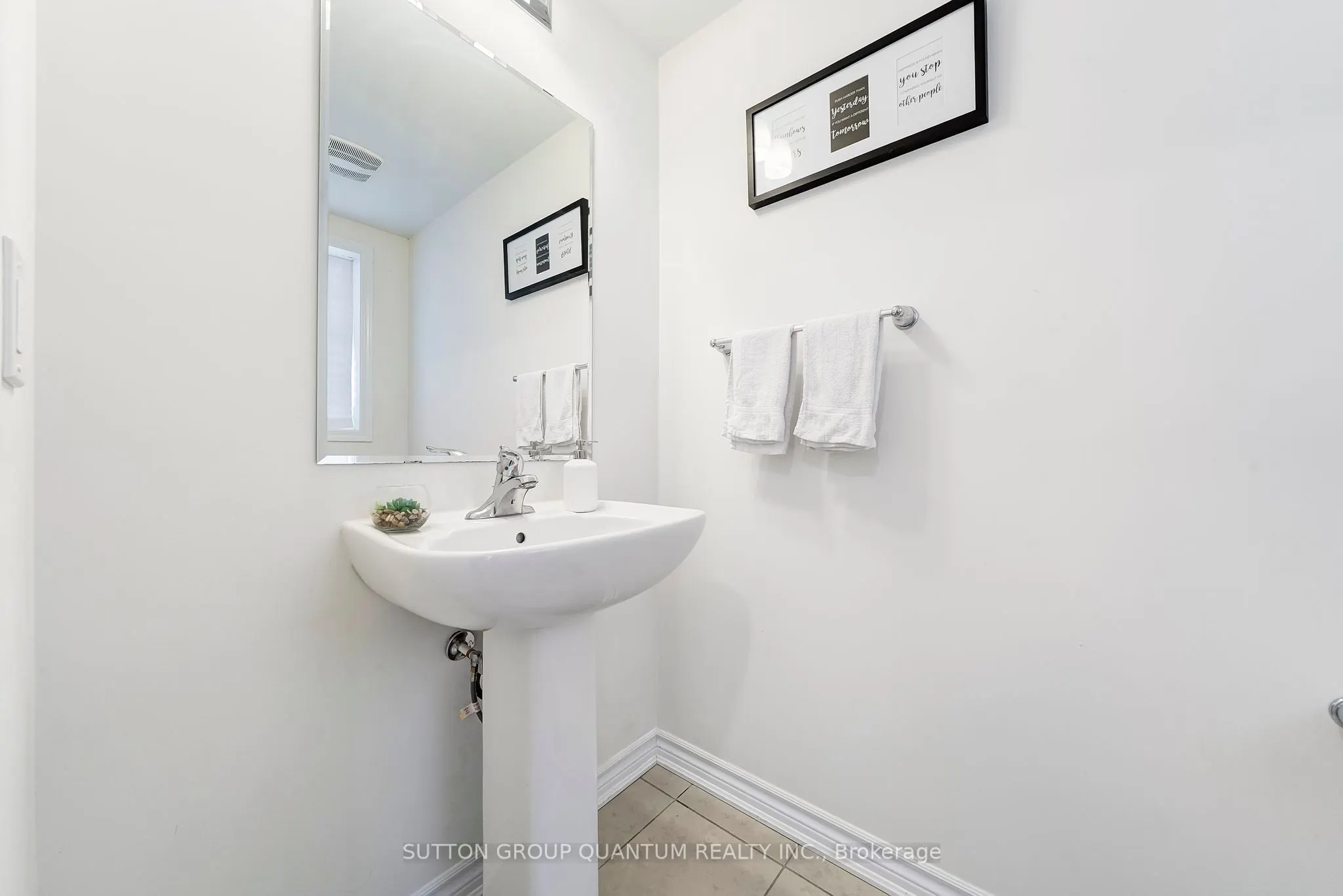 230 Avonsyde Boulevard, #38