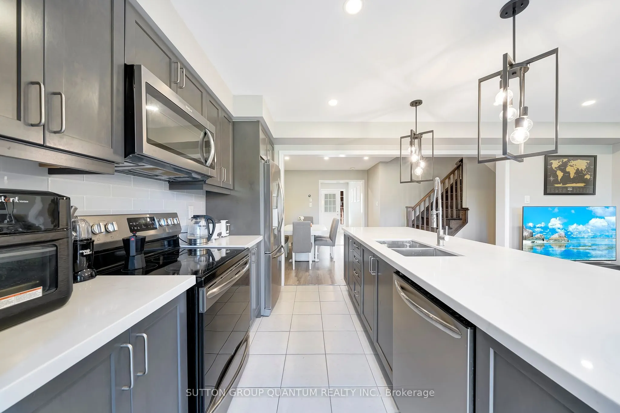 230 Avonsyde Boulevard, #38