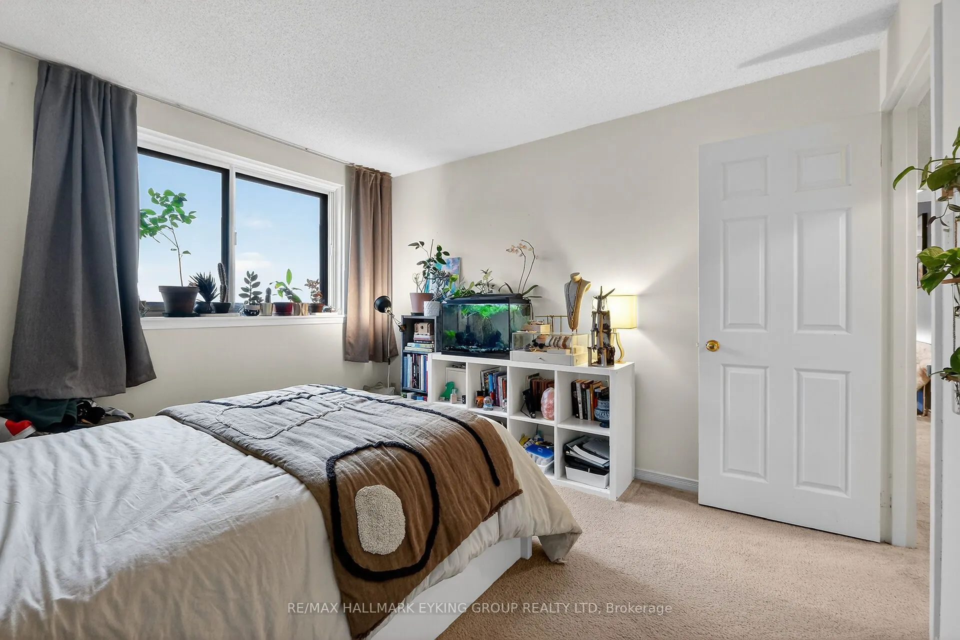 199 Kent Street, #1006