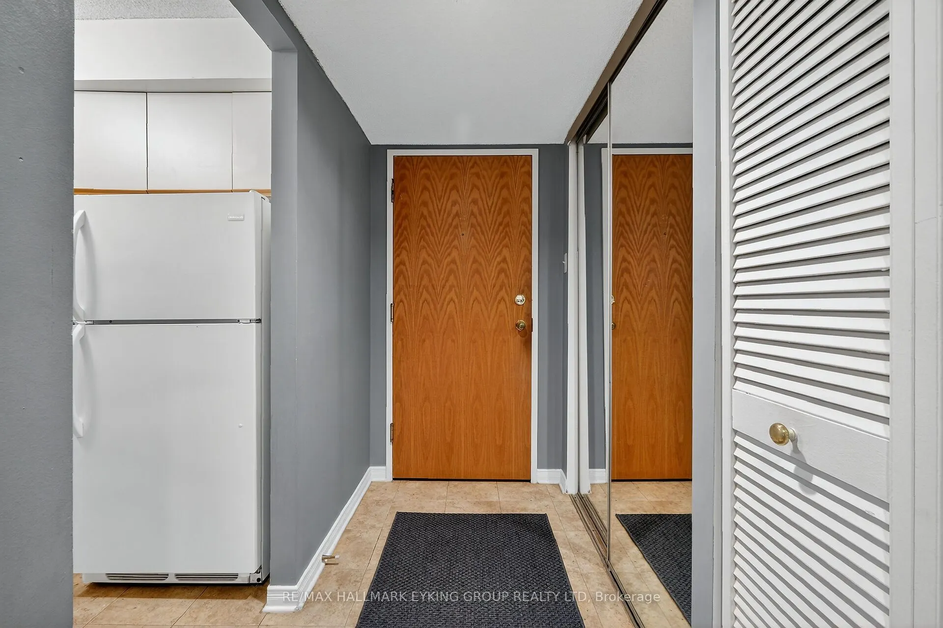 199 Kent Street, #1006