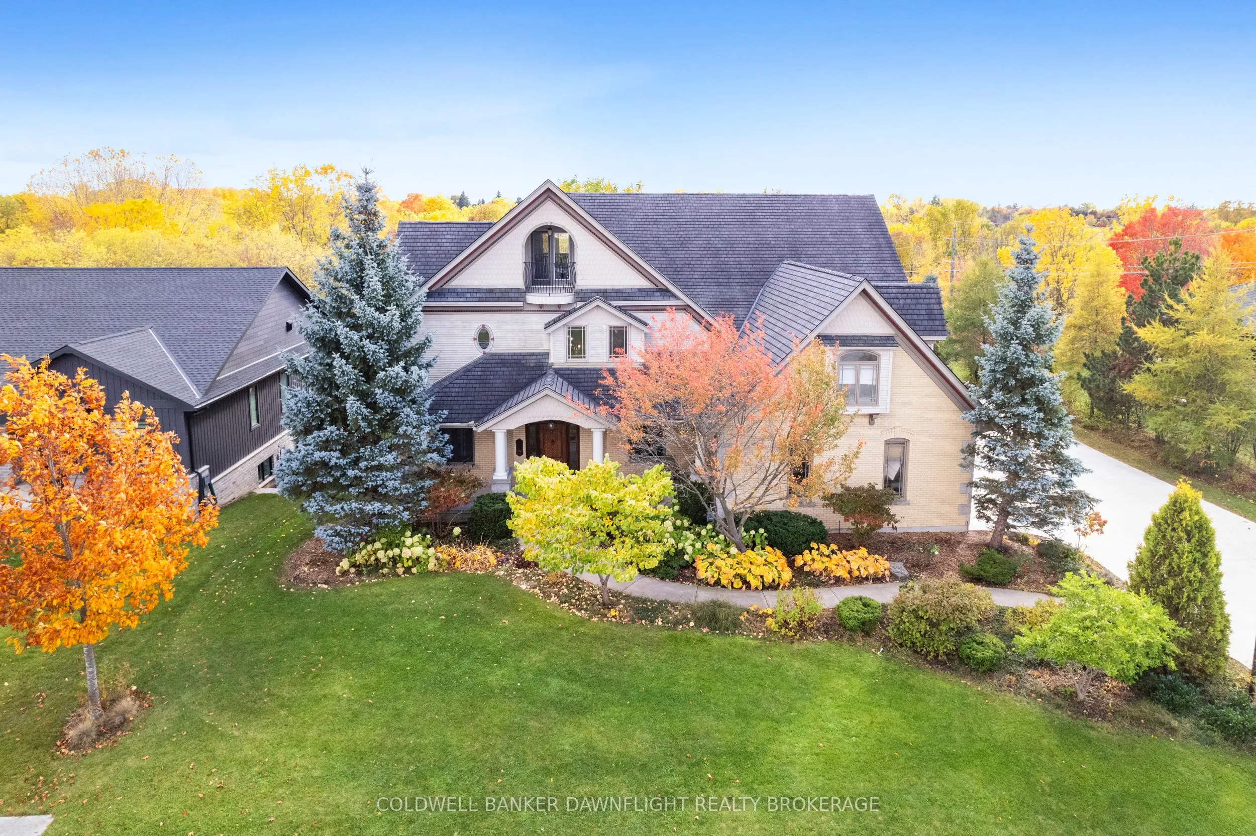 246 HAZELTON Lane