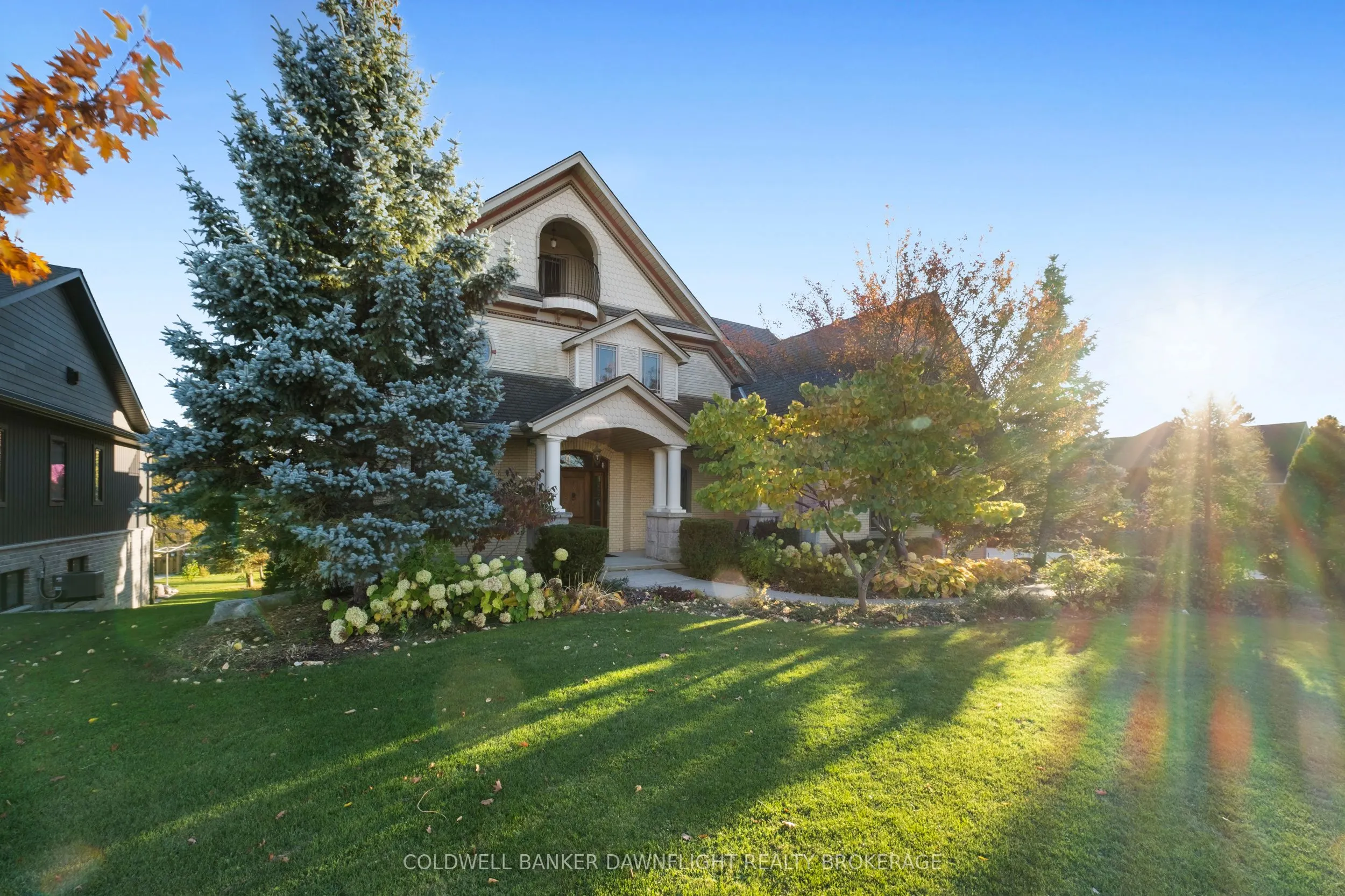 246 HAZELTON Lane