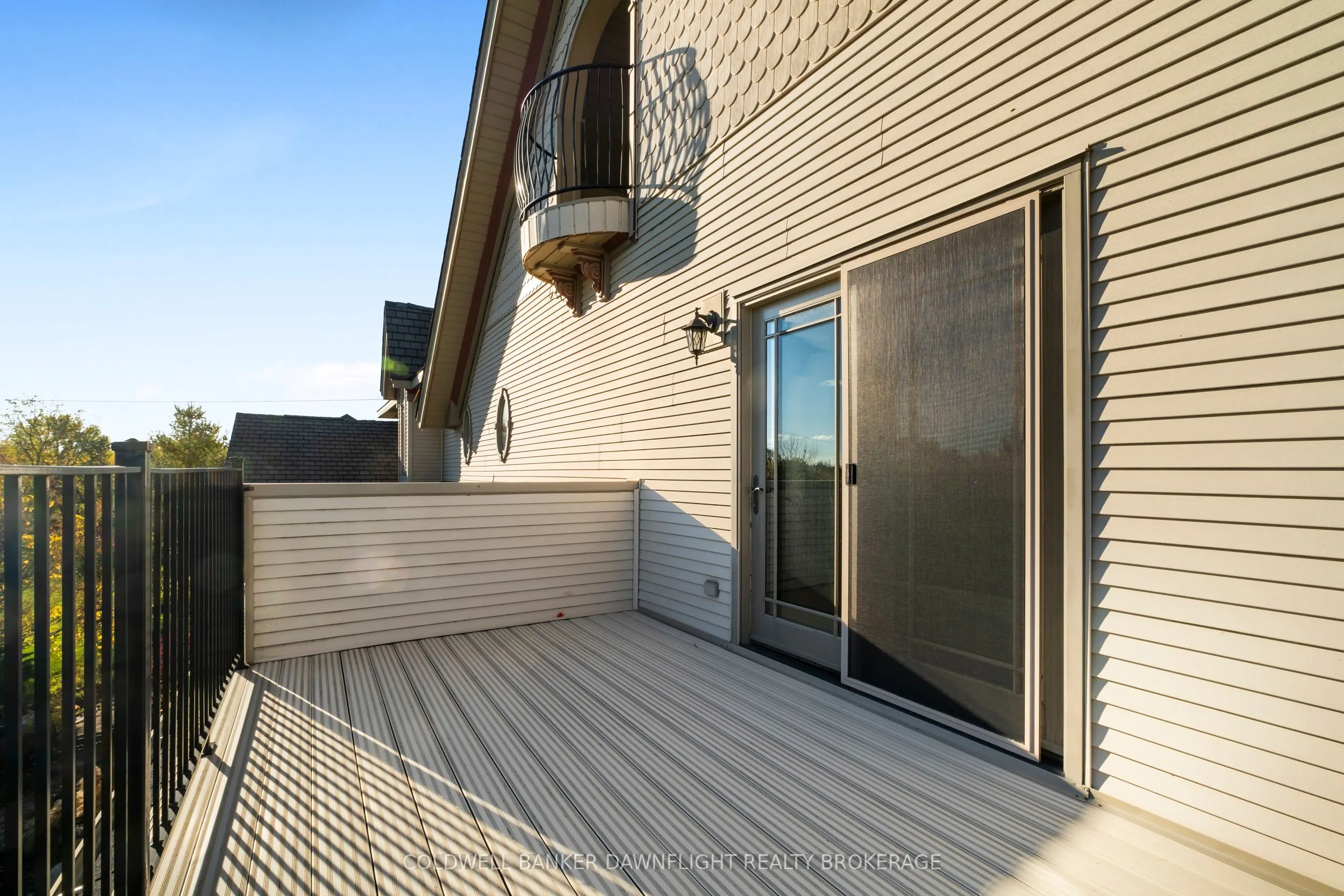 246 HAZELTON Lane