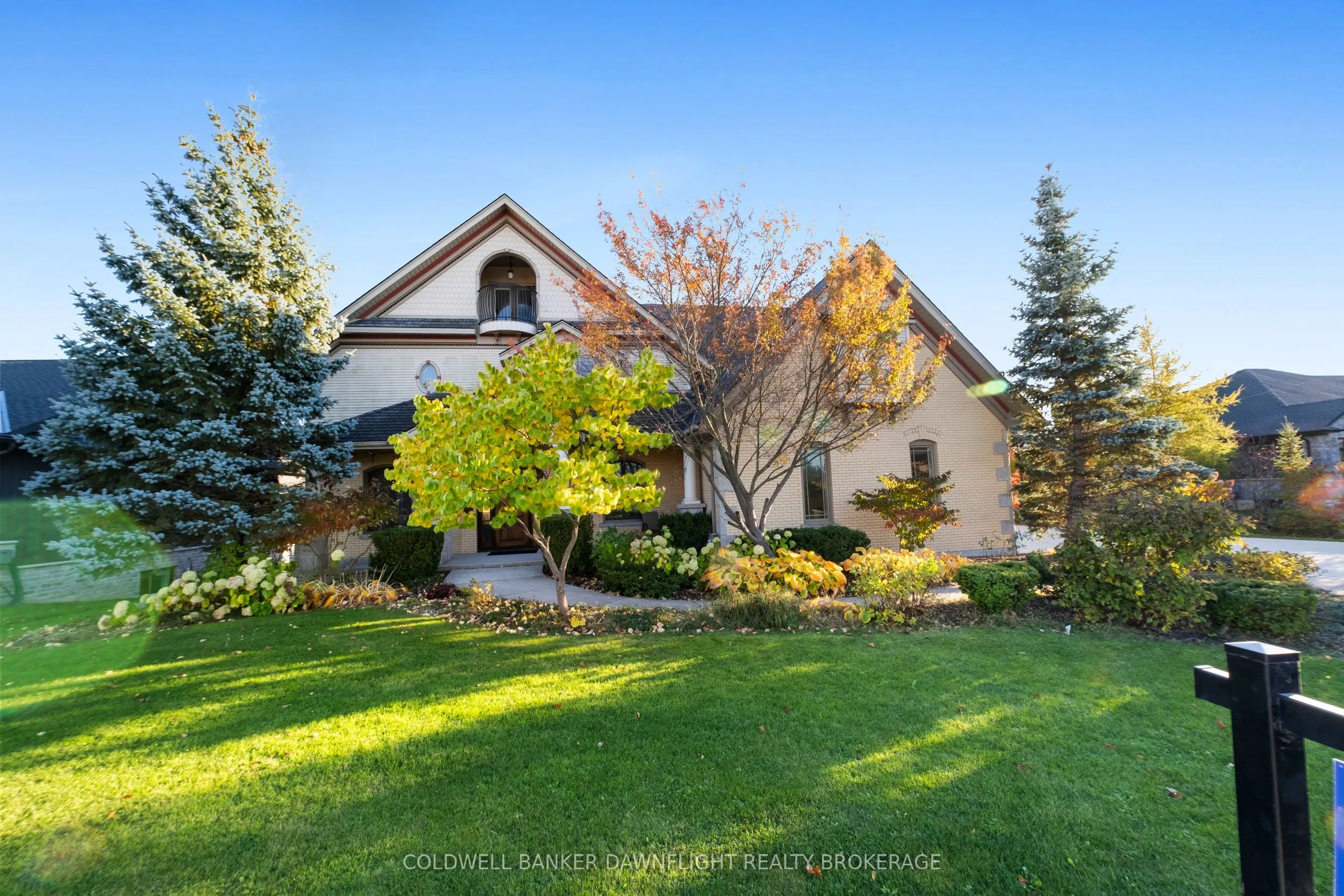 246 HAZELTON Lane