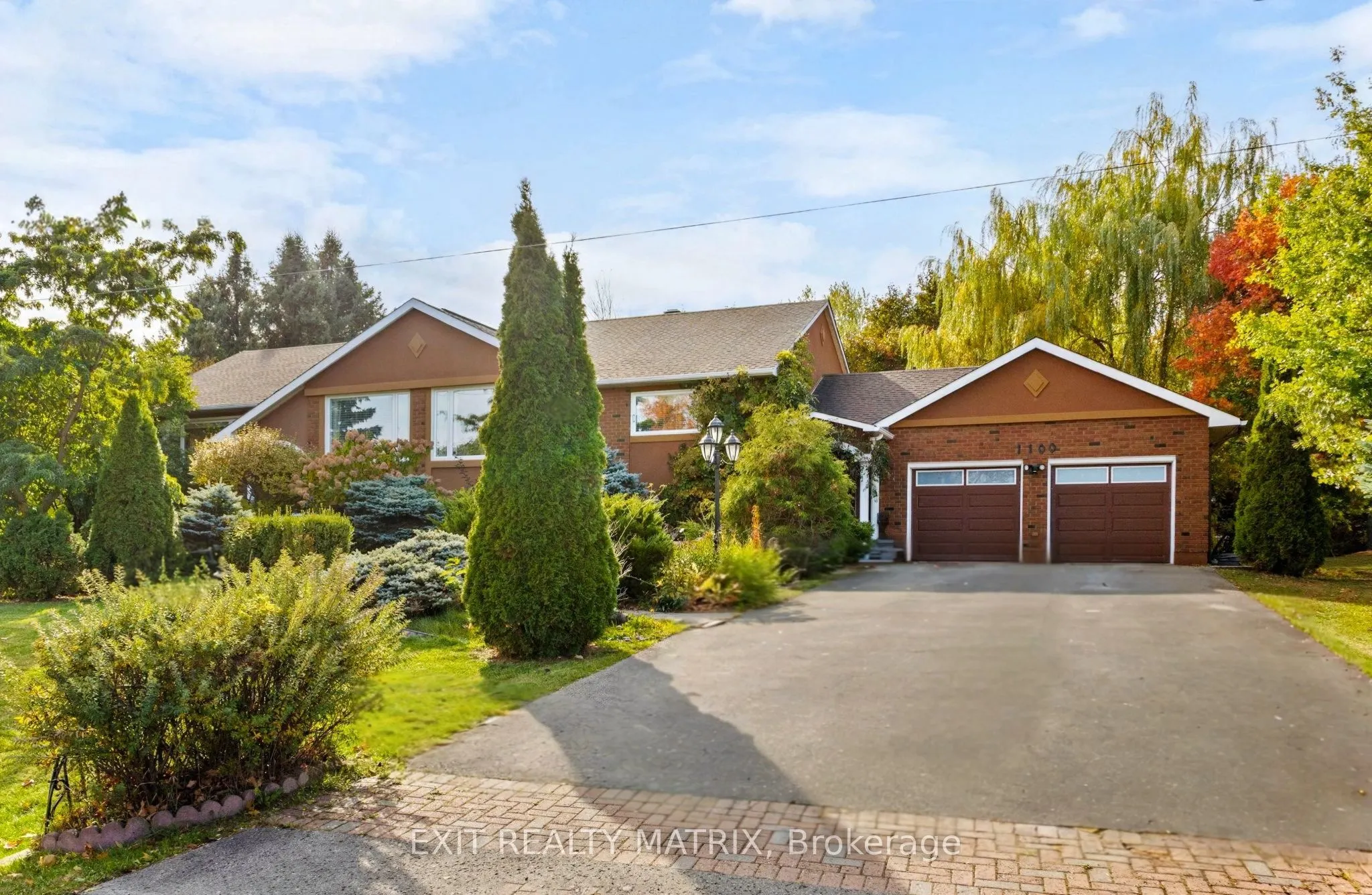 1100 Moffatt Drive