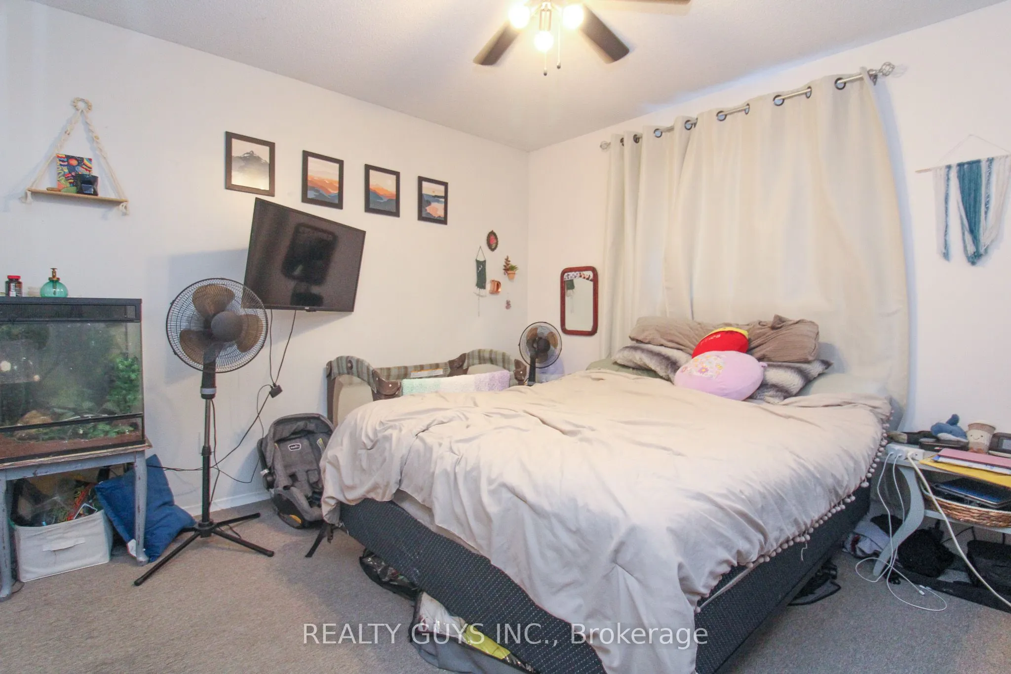554 Crystal Drive