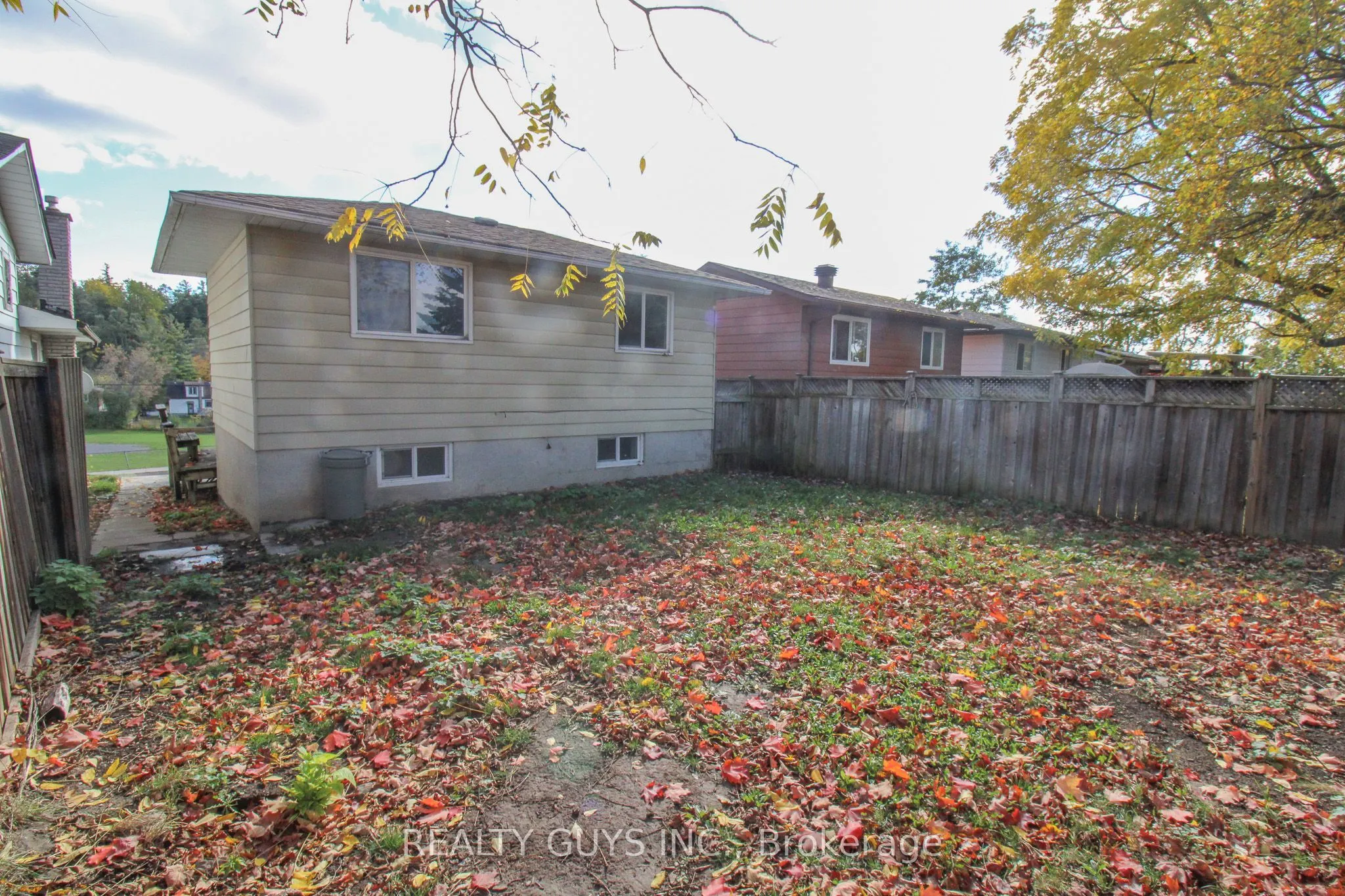 290 Mcfarlane Street