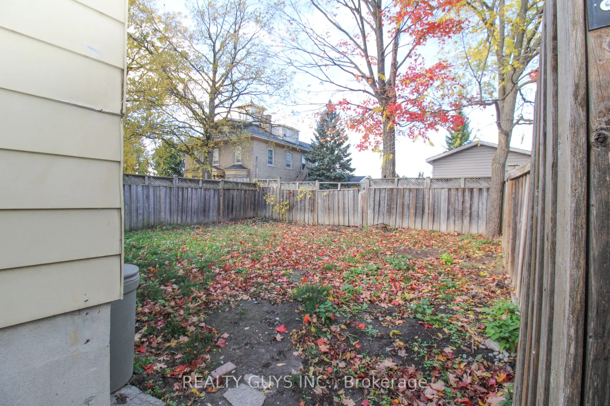 290 Mcfarlane Street