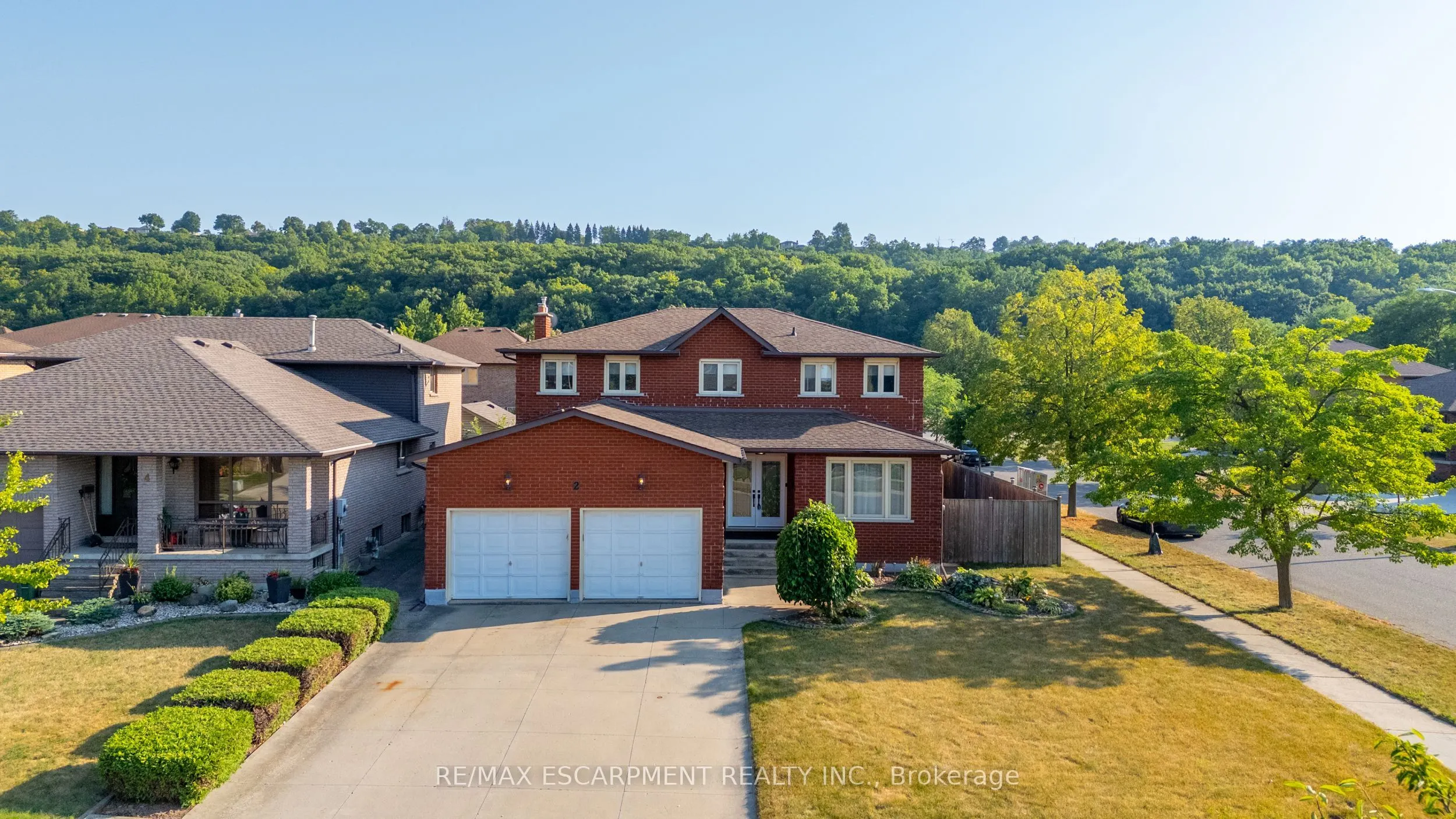 2 Vinehill Drive