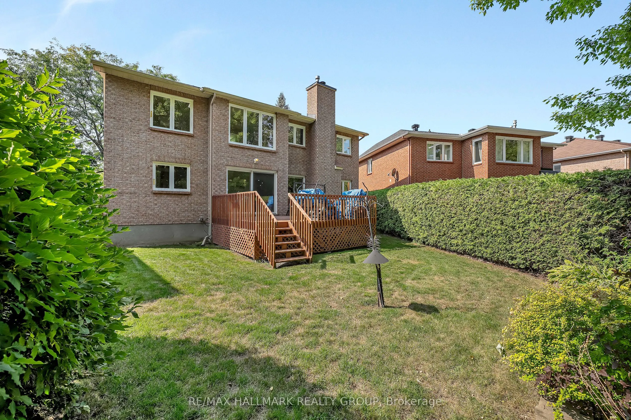 1725 Autumn Ridge Drive