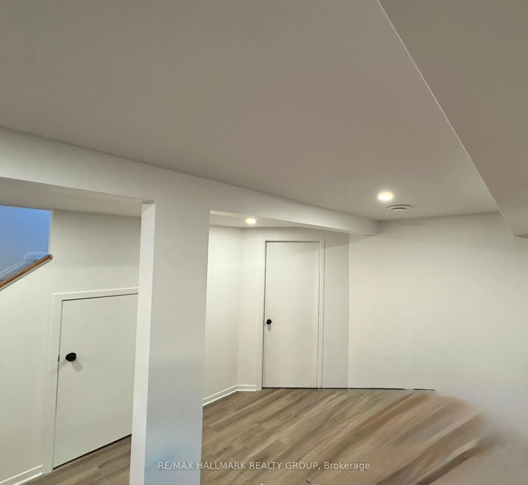 1952 Bromley Road