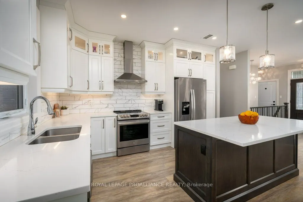 50 Stonegate Crescent