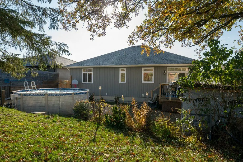 50 Stonegate Crescent