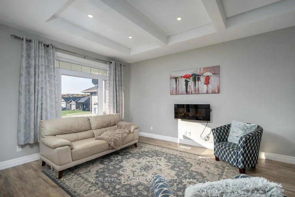 50 Stonegate Crescent