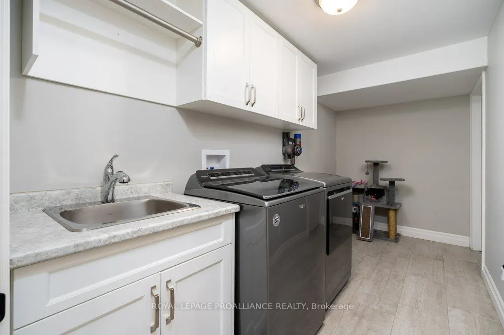 50 Stonegate Crescent