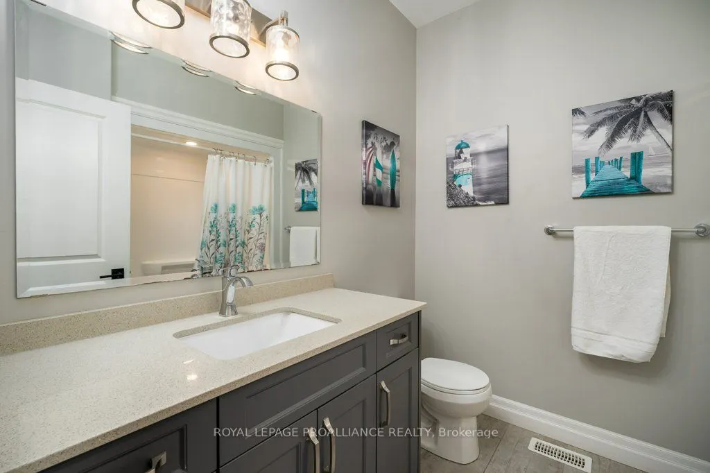 50 Stonegate Crescent