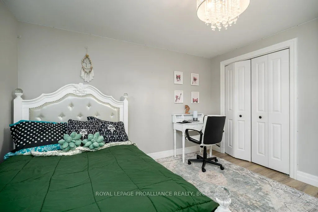 50 Stonegate Crescent