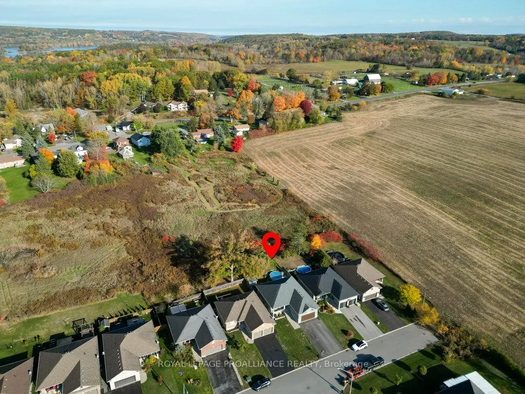 50 Stonegate Crescent