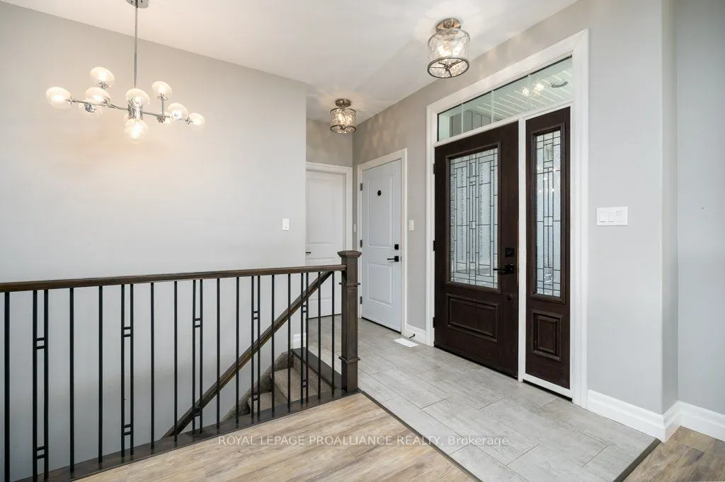 50 Stonegate Crescent