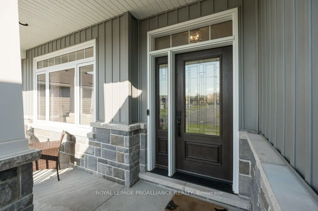 50 Stonegate Crescent