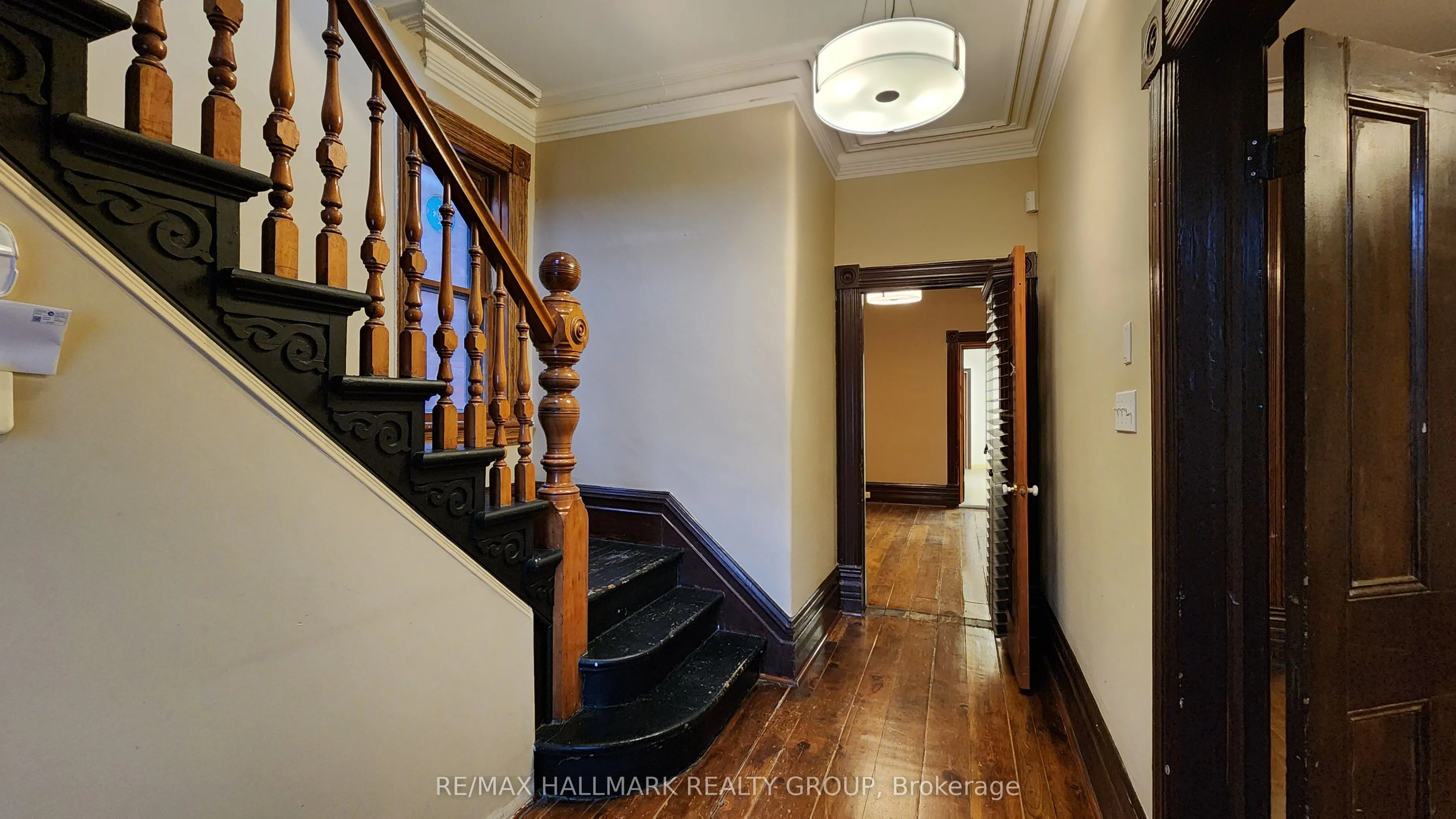 113 Murray Street