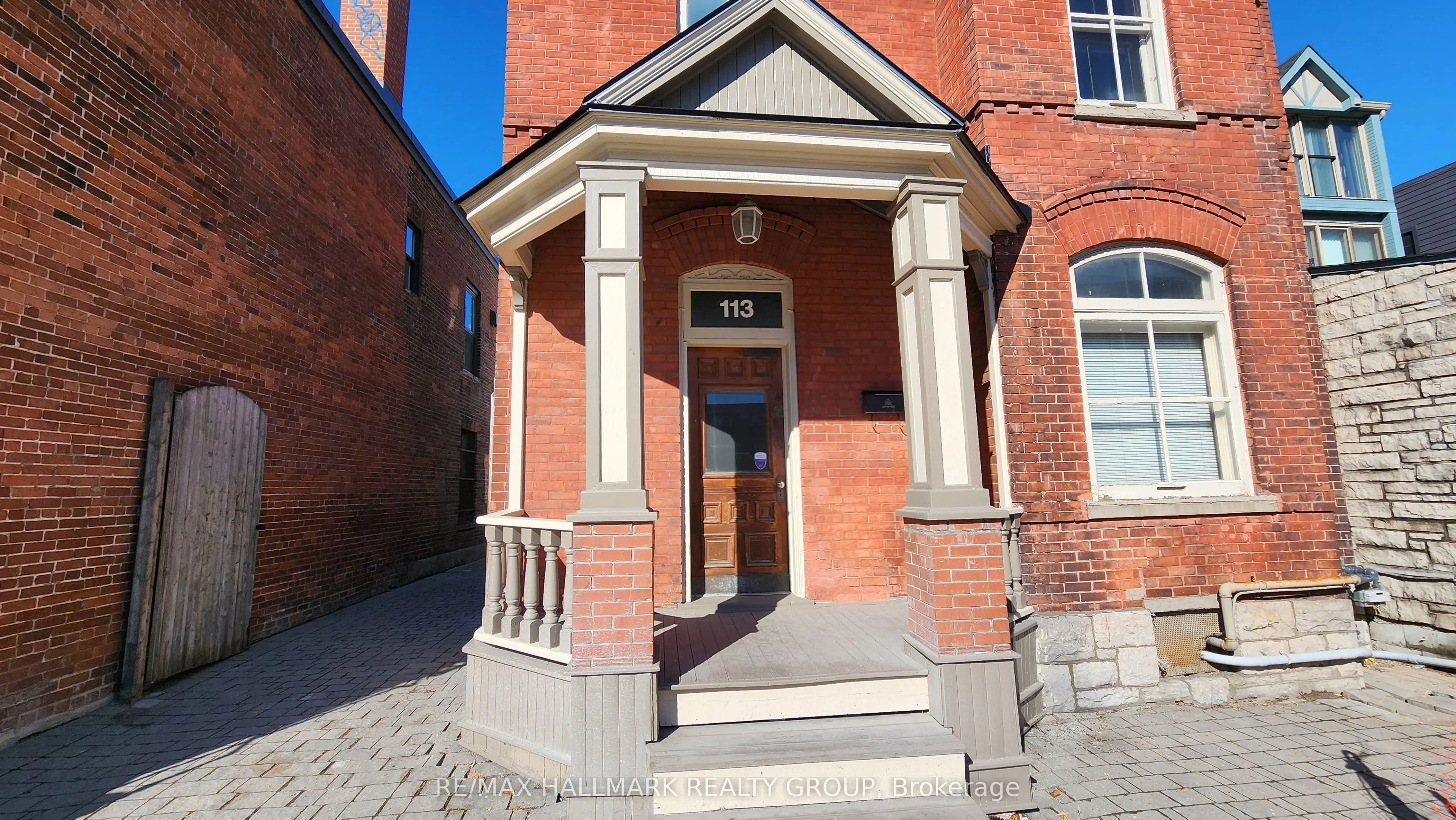 113 Murray Street