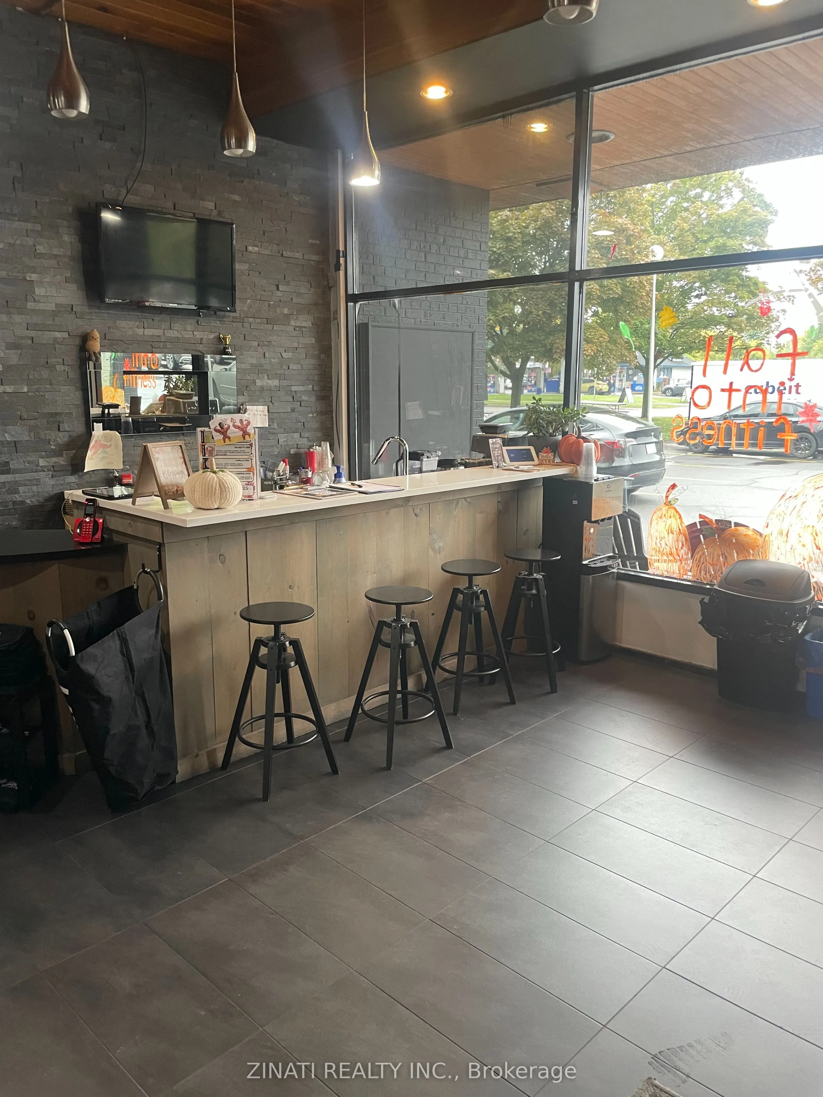 1615 Stittsville Main Street