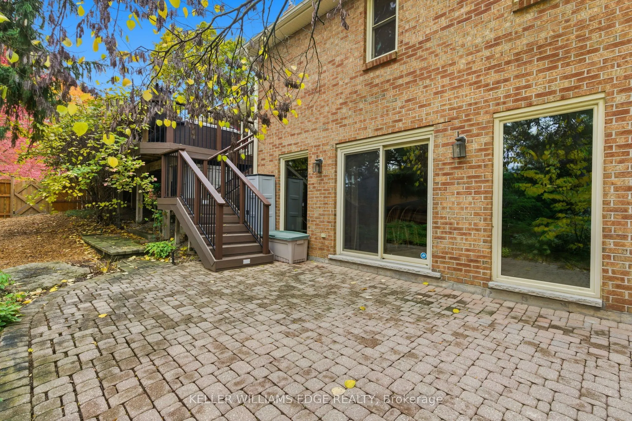 11 Mays Crescent