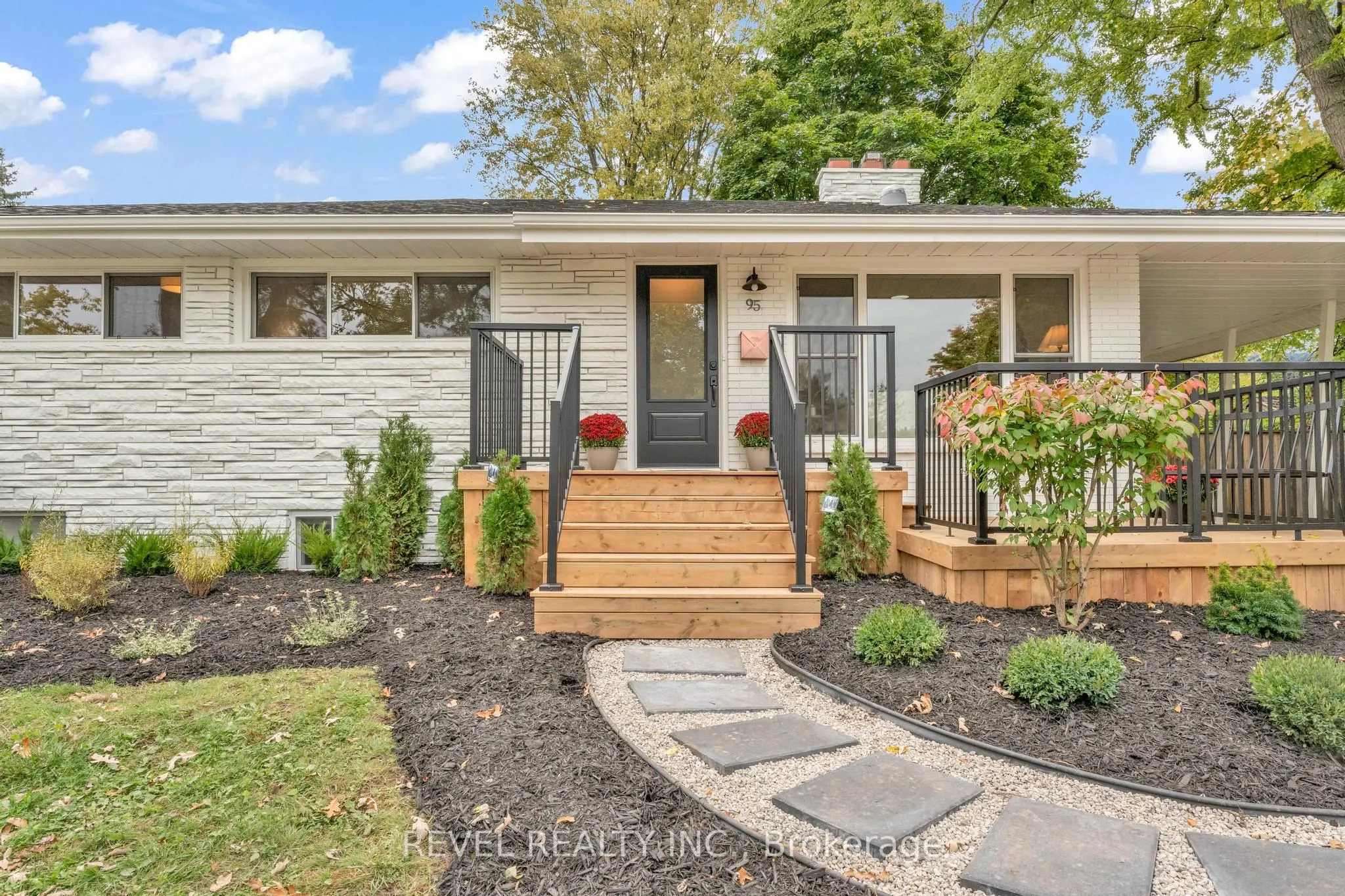95 Seneca Drive