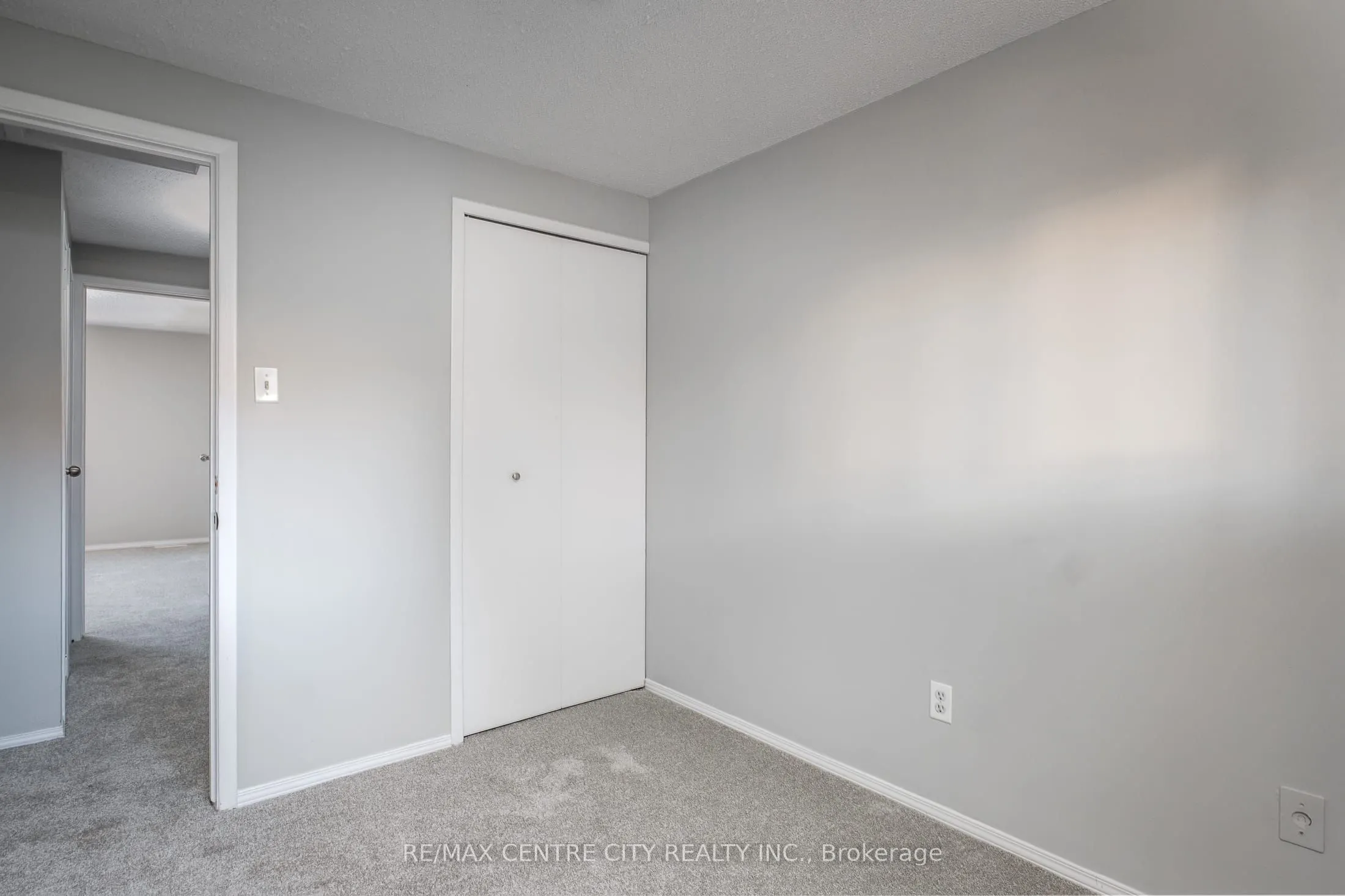 320 Westminster Avenue, #124