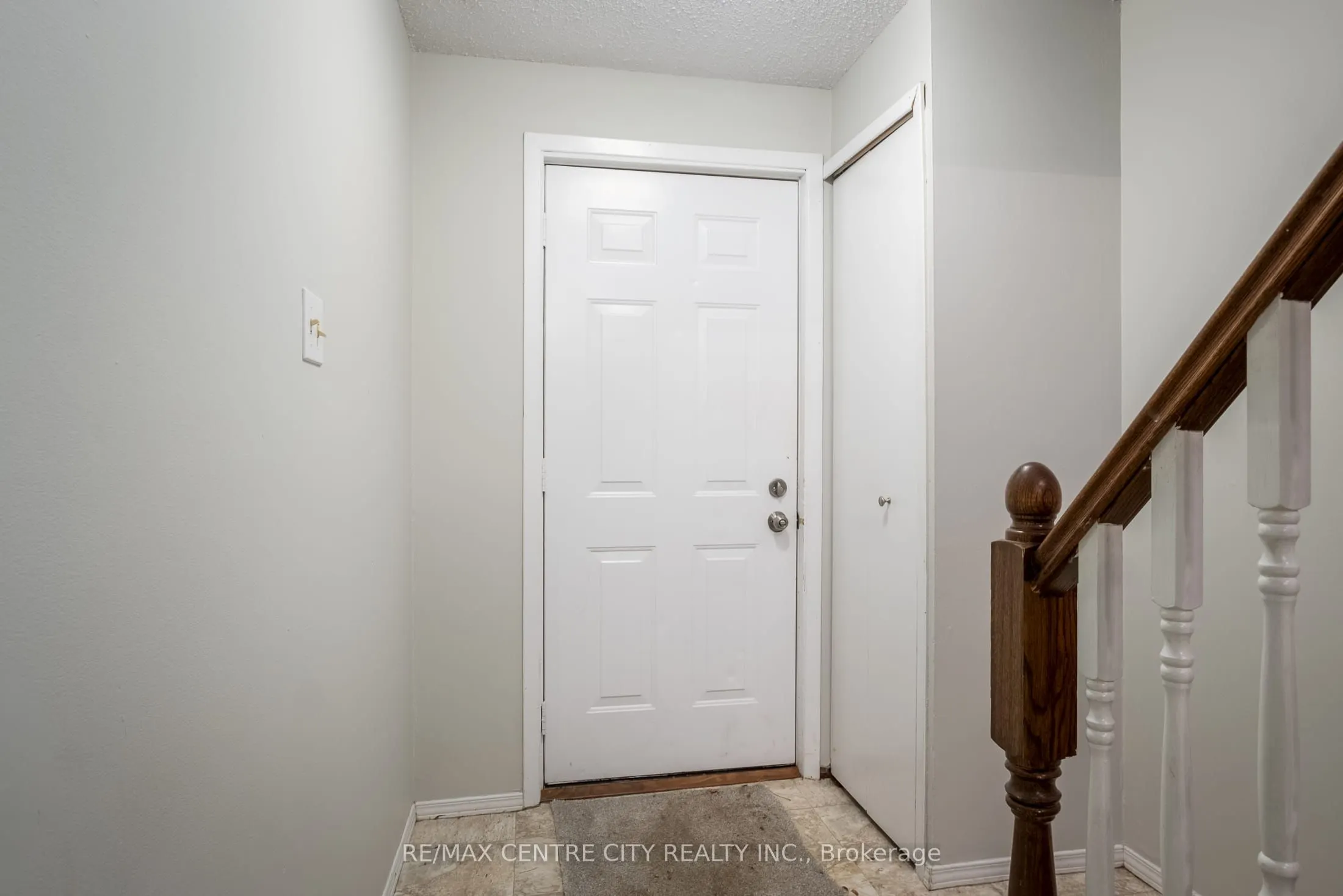 320 Westminster Avenue, #124