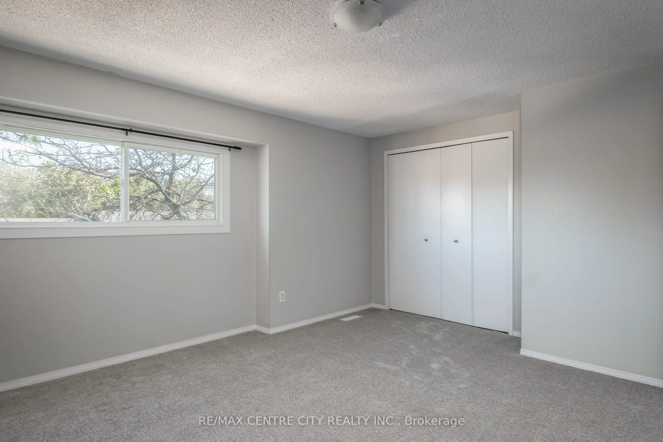 320 Westminster Avenue, #124