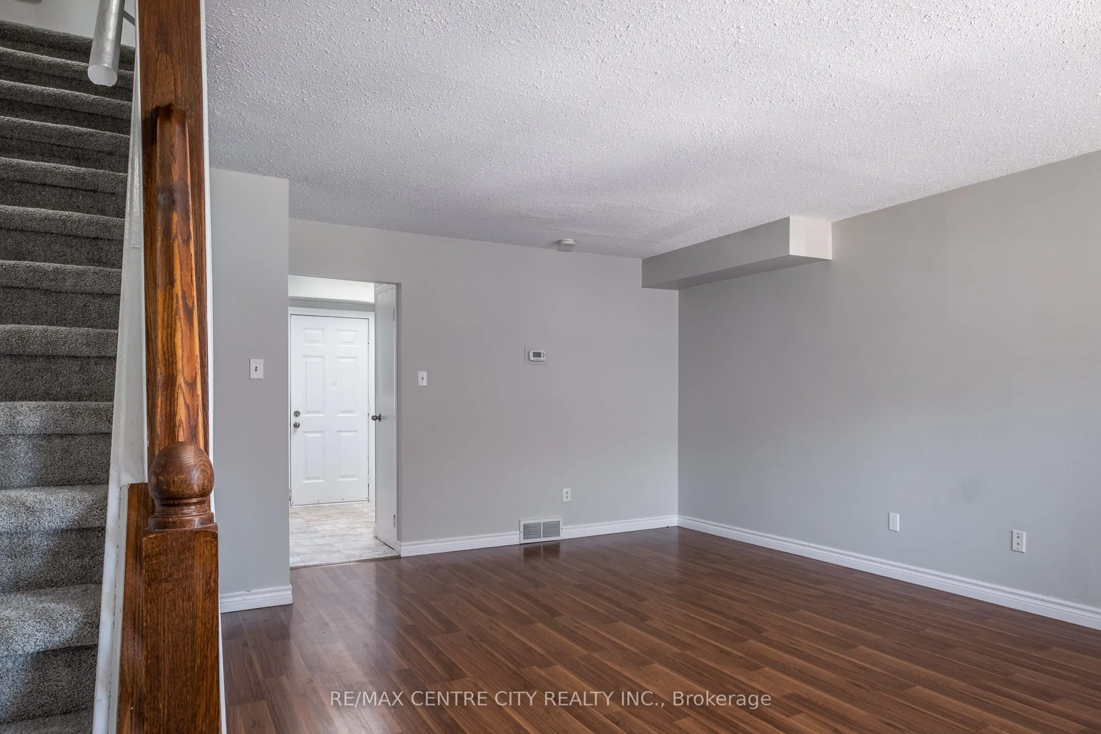 320 Westminster Avenue, #124