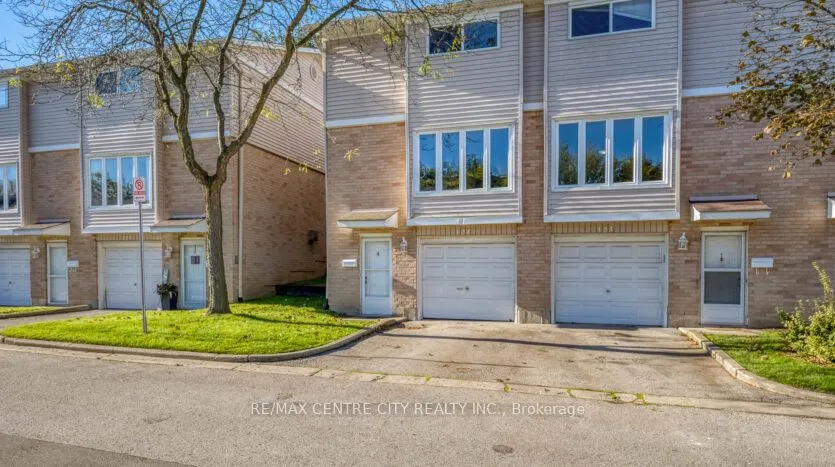 320 Westminster Avenue, #124