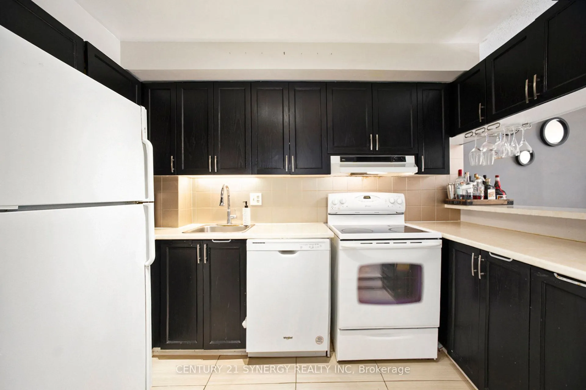 6706 Jeanne D'arc Boulevard N, #A