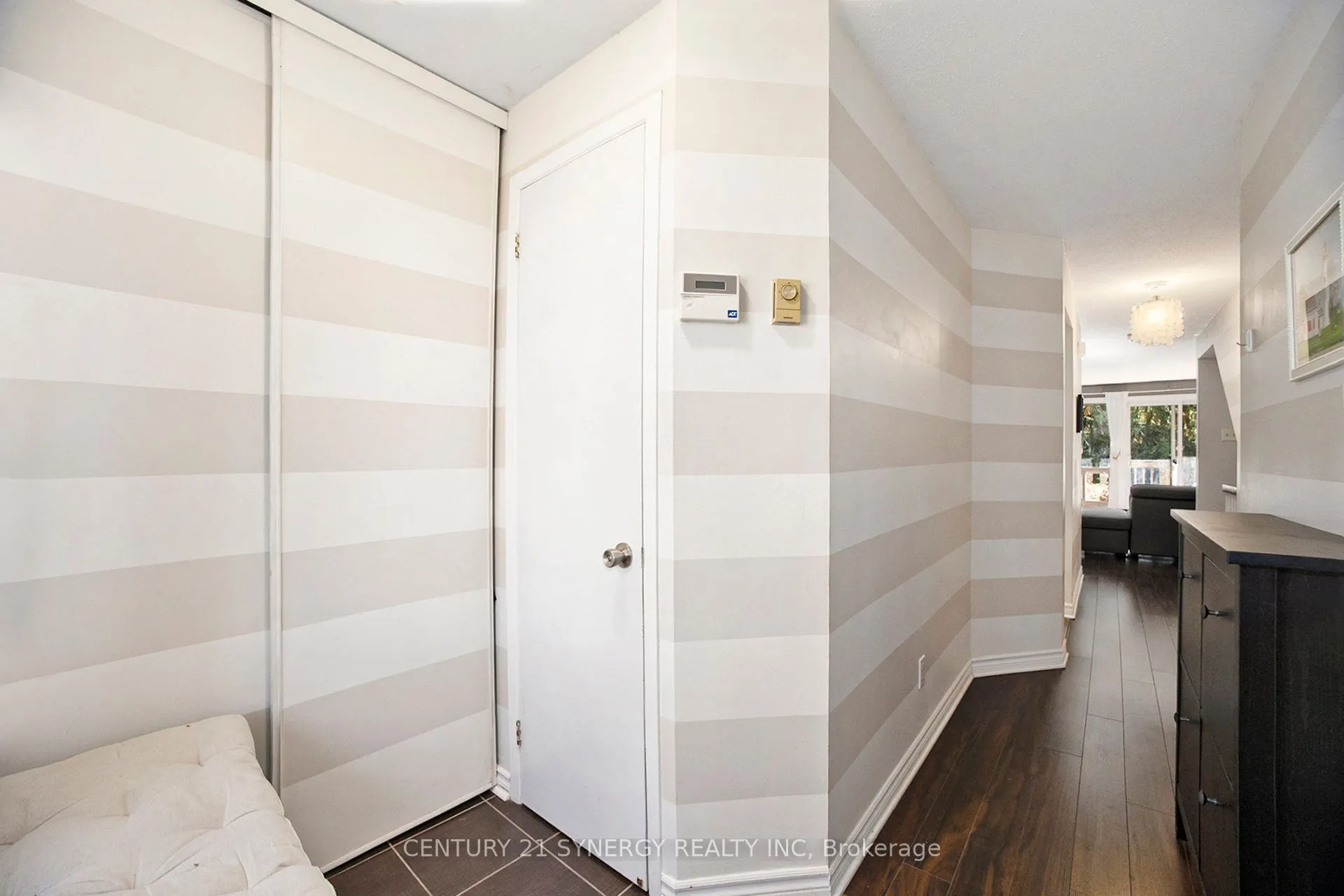 6706 Jeanne D'arc Boulevard N, #A