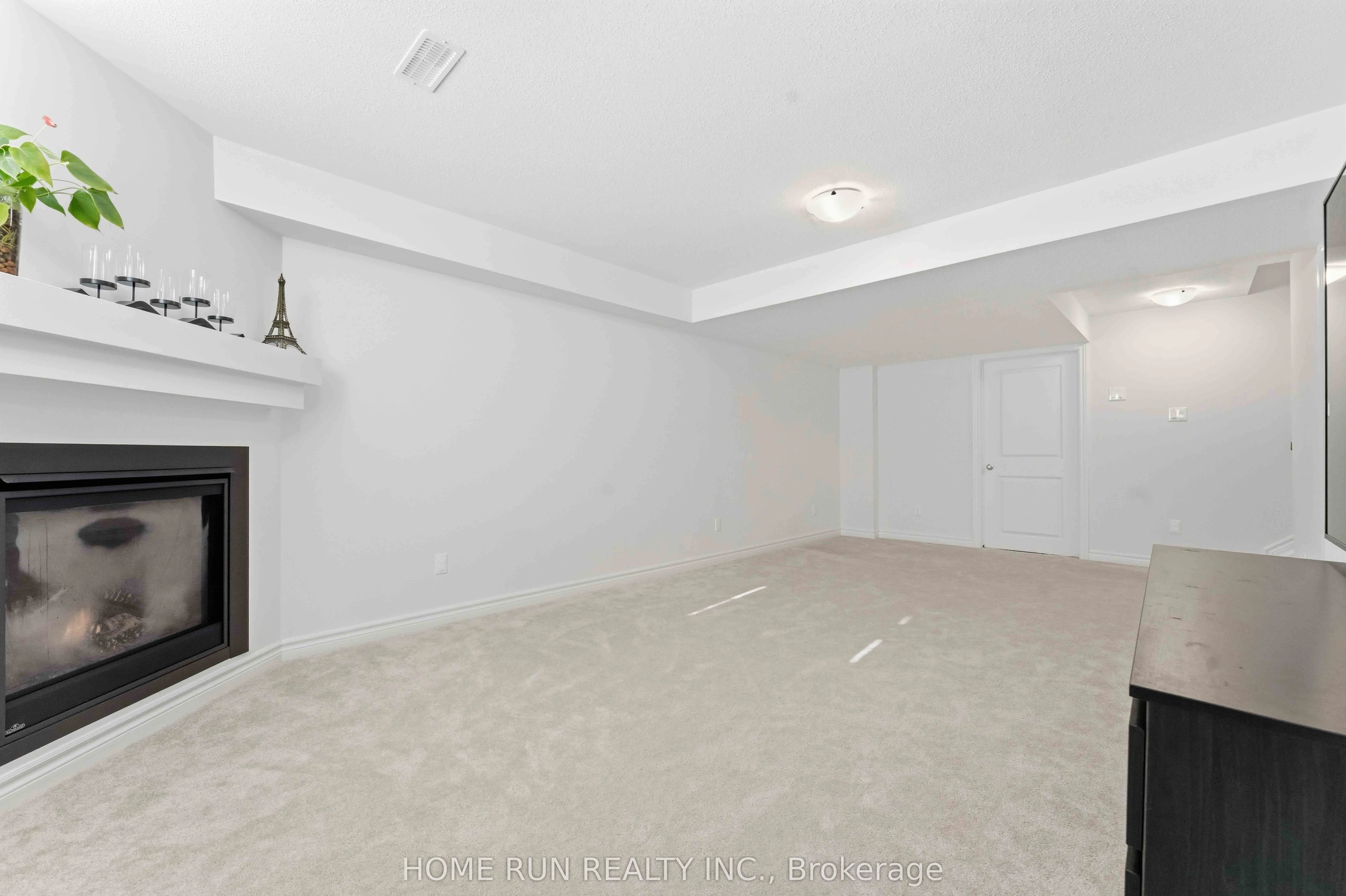 2548 Waterlilly Way