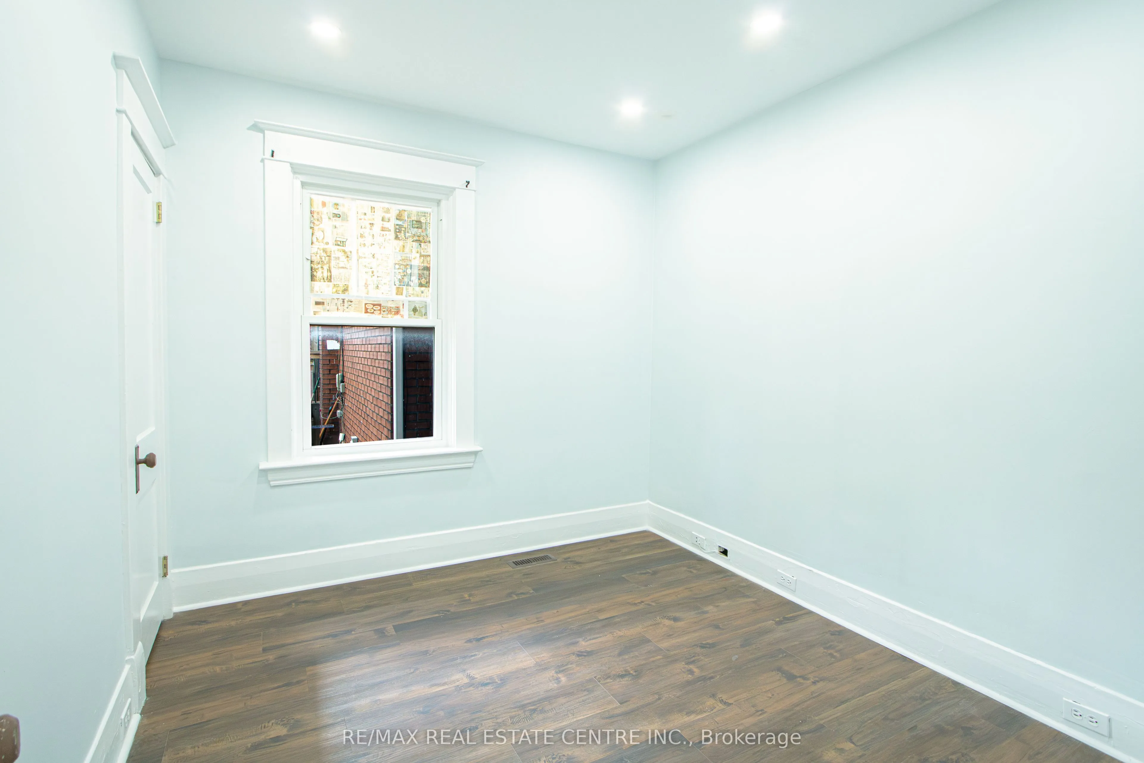 386 Wharncliffe Road S