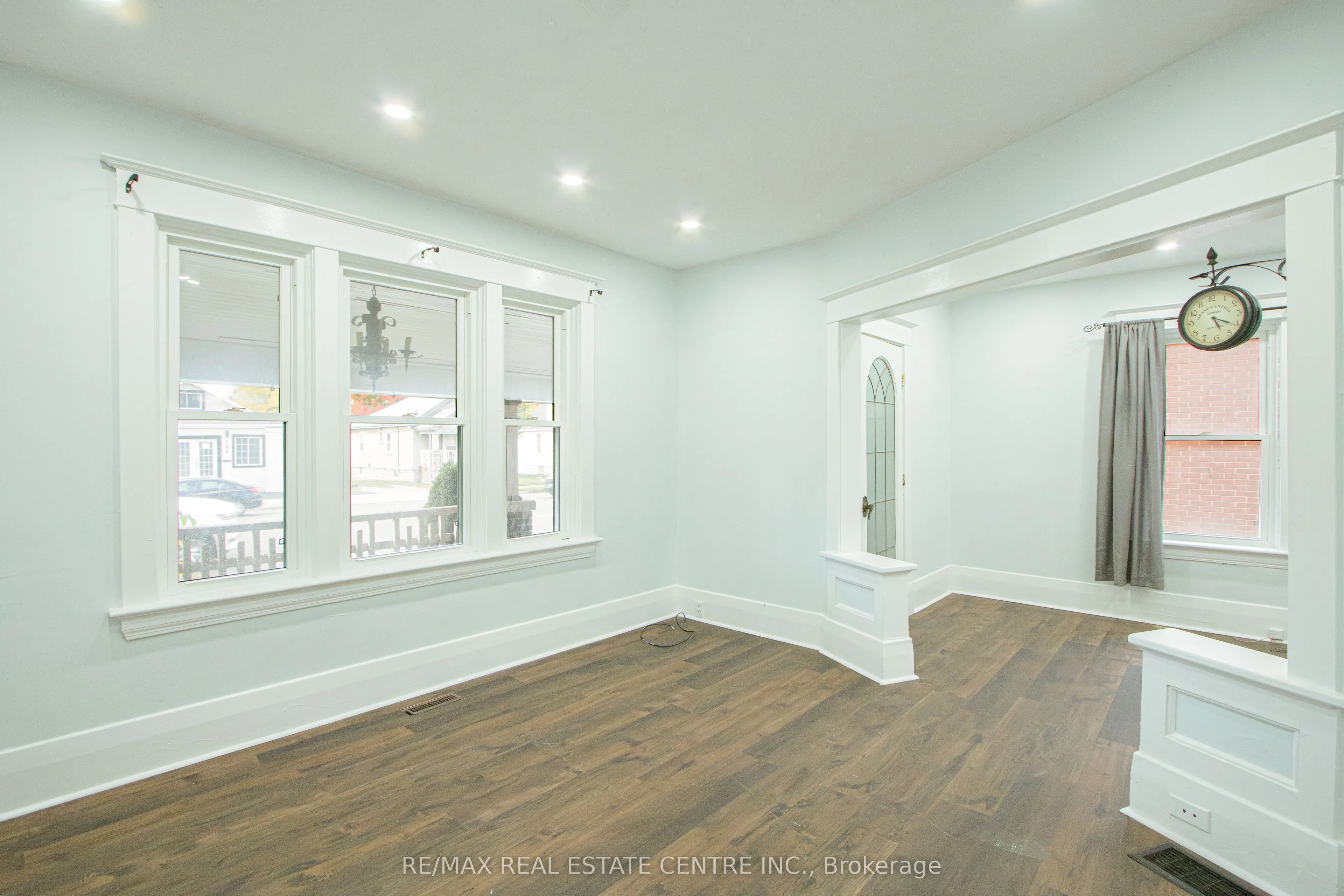 386 Wharncliffe Road S