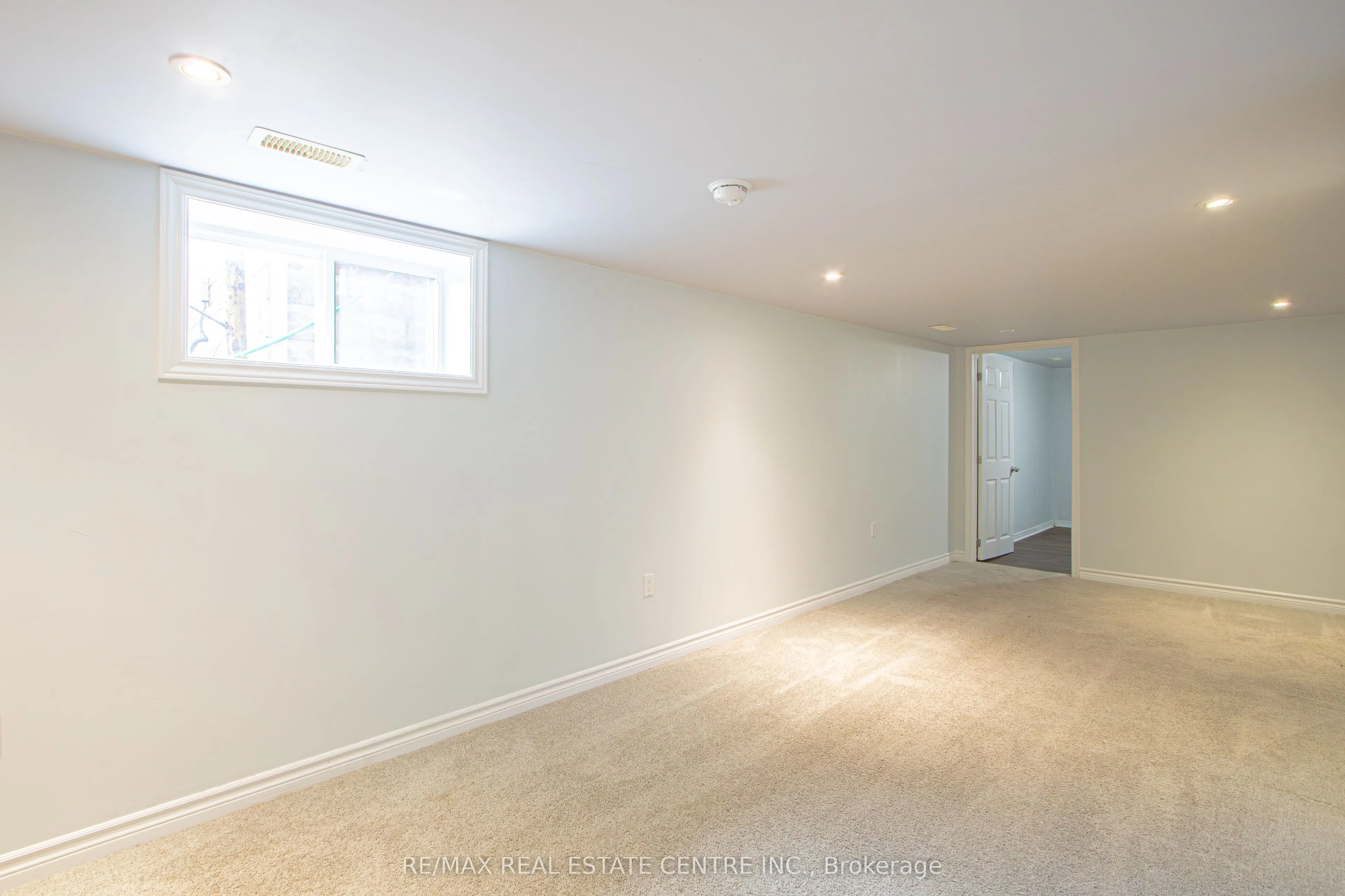 386 Wharncliffe Road S