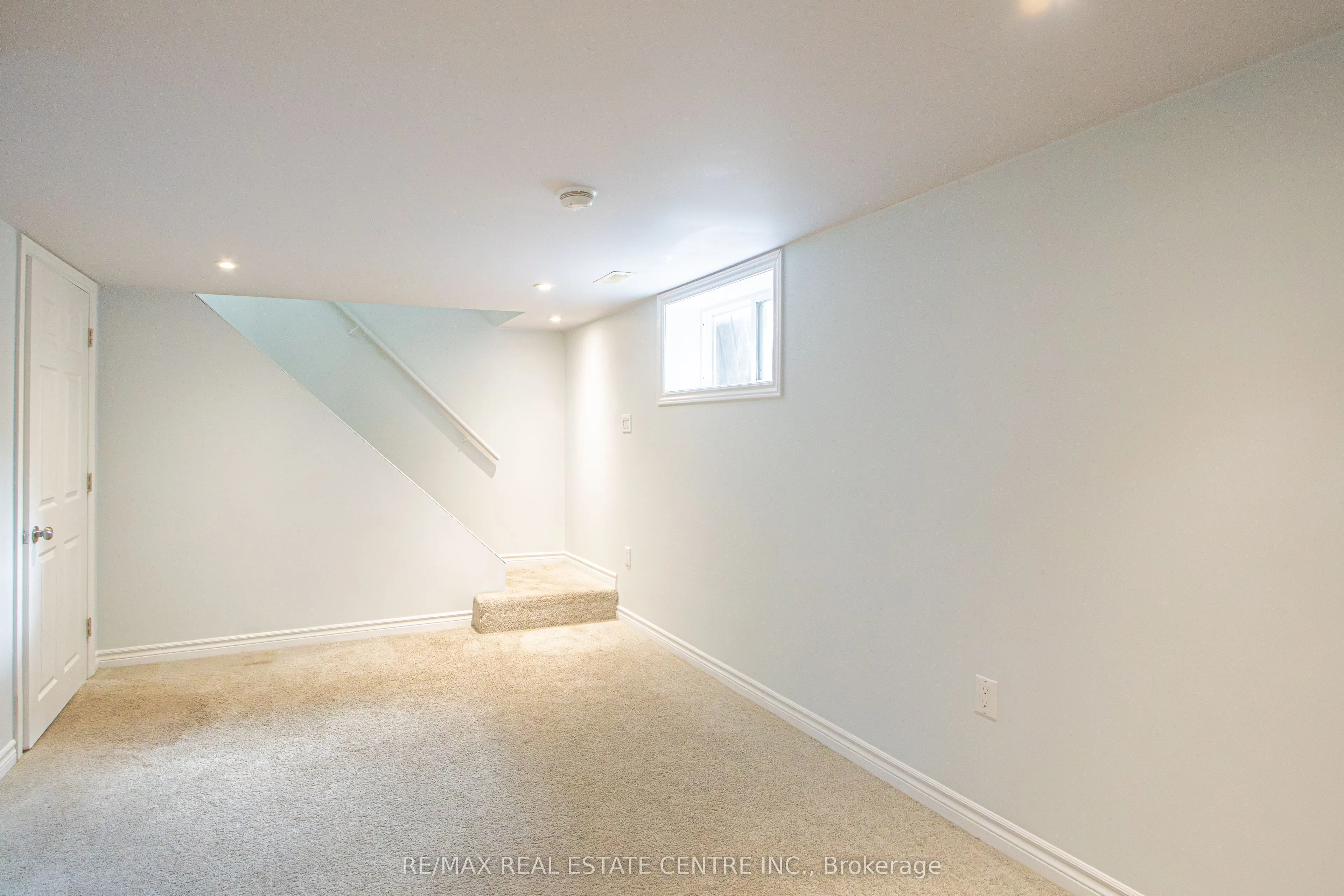 386 Wharncliffe Road S