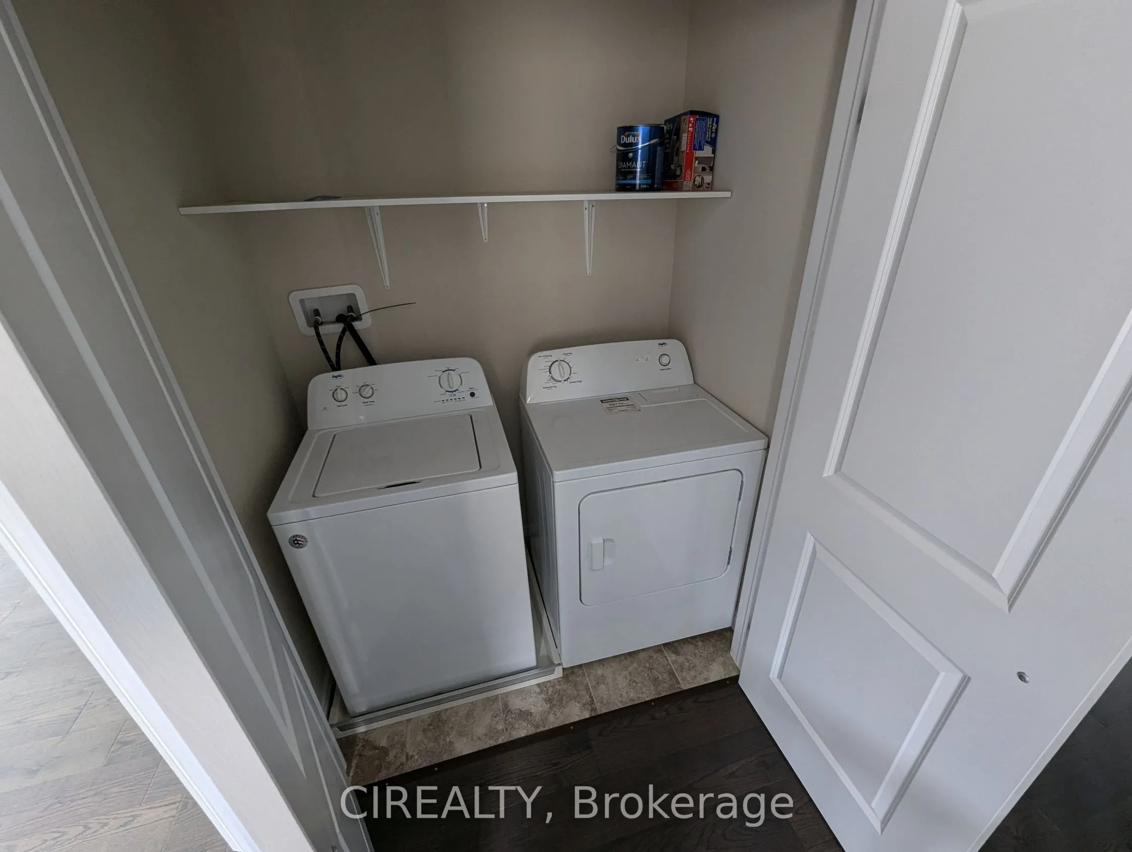 34 Kingsborough Drive